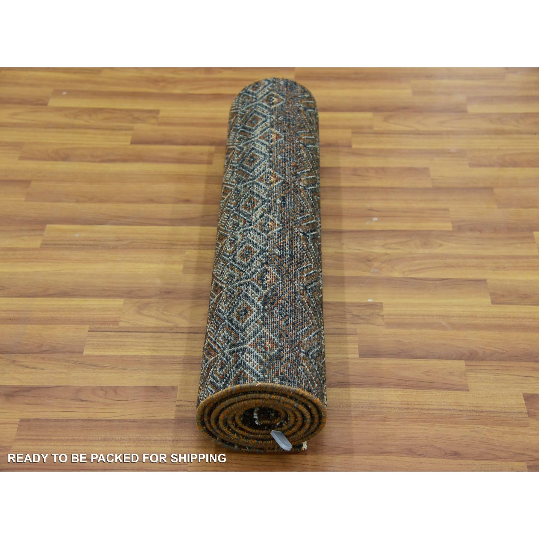 Modern-and-Contemporary-Hand-Knotted-Rug-397460
