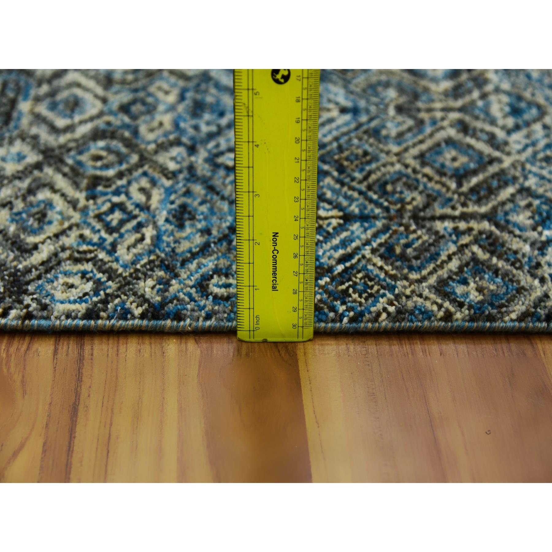 Modern-and-Contemporary-Hand-Knotted-Rug-397485