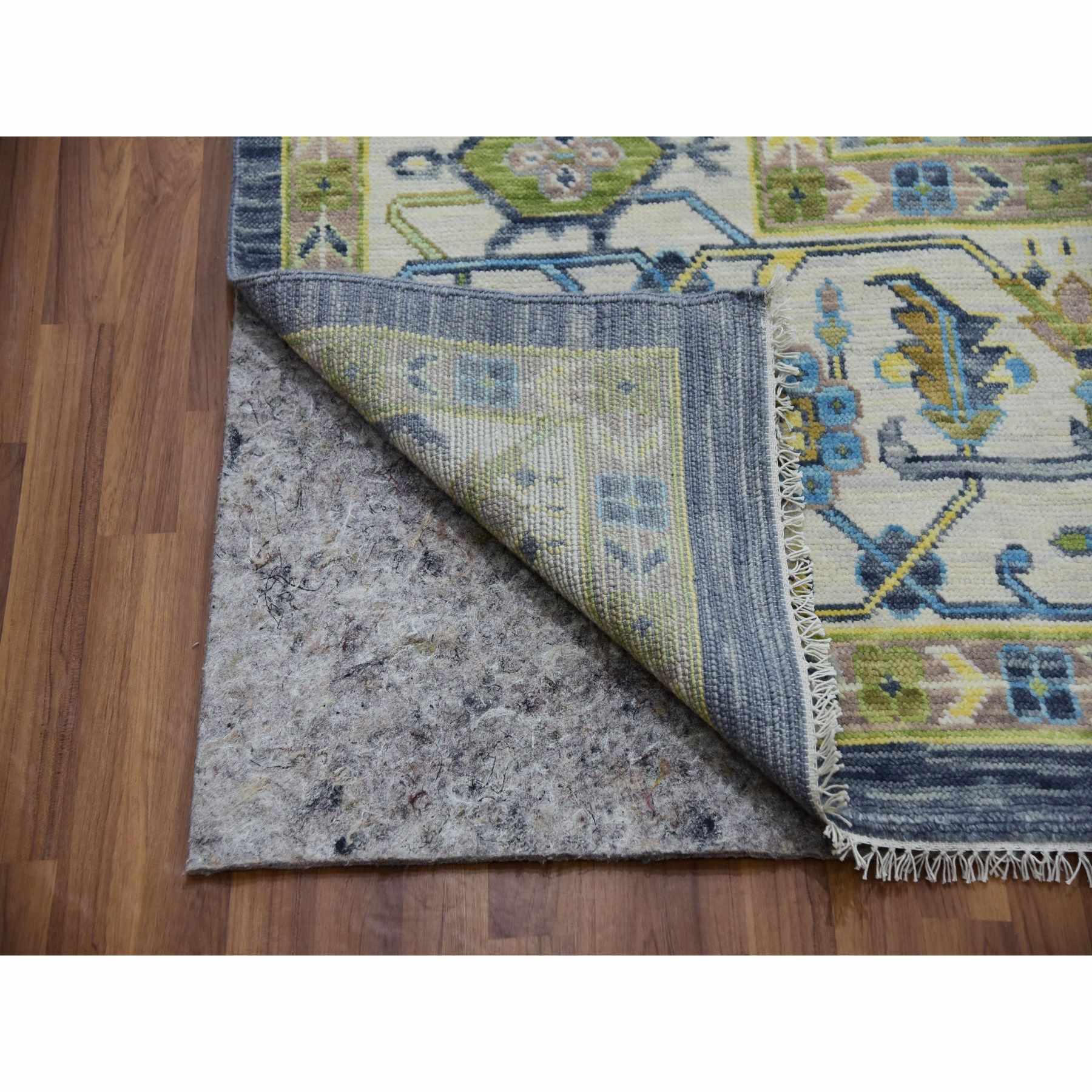 Heriz-Hand-Knotted-Rug-399560