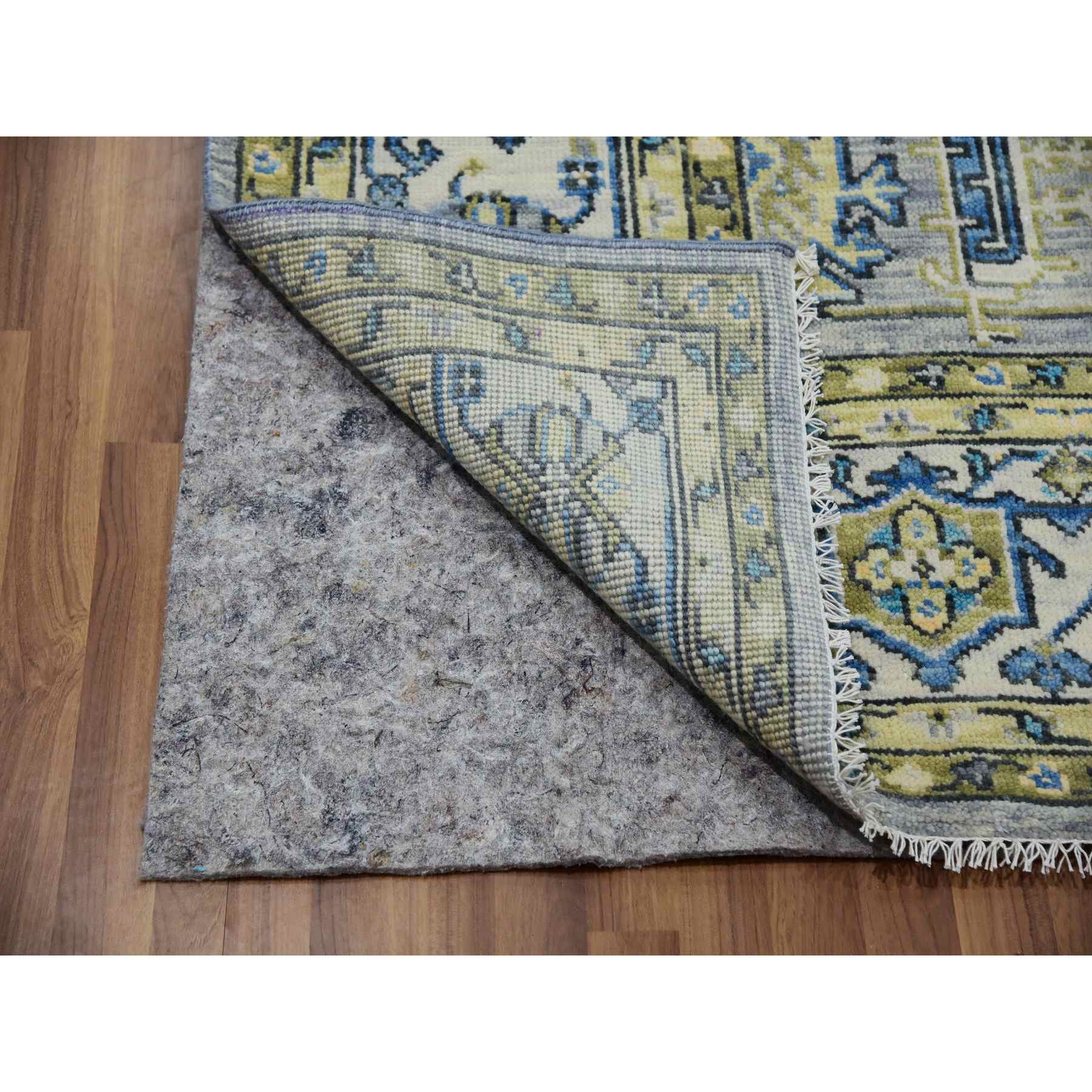 Heriz-Hand-Knotted-Rug-399585