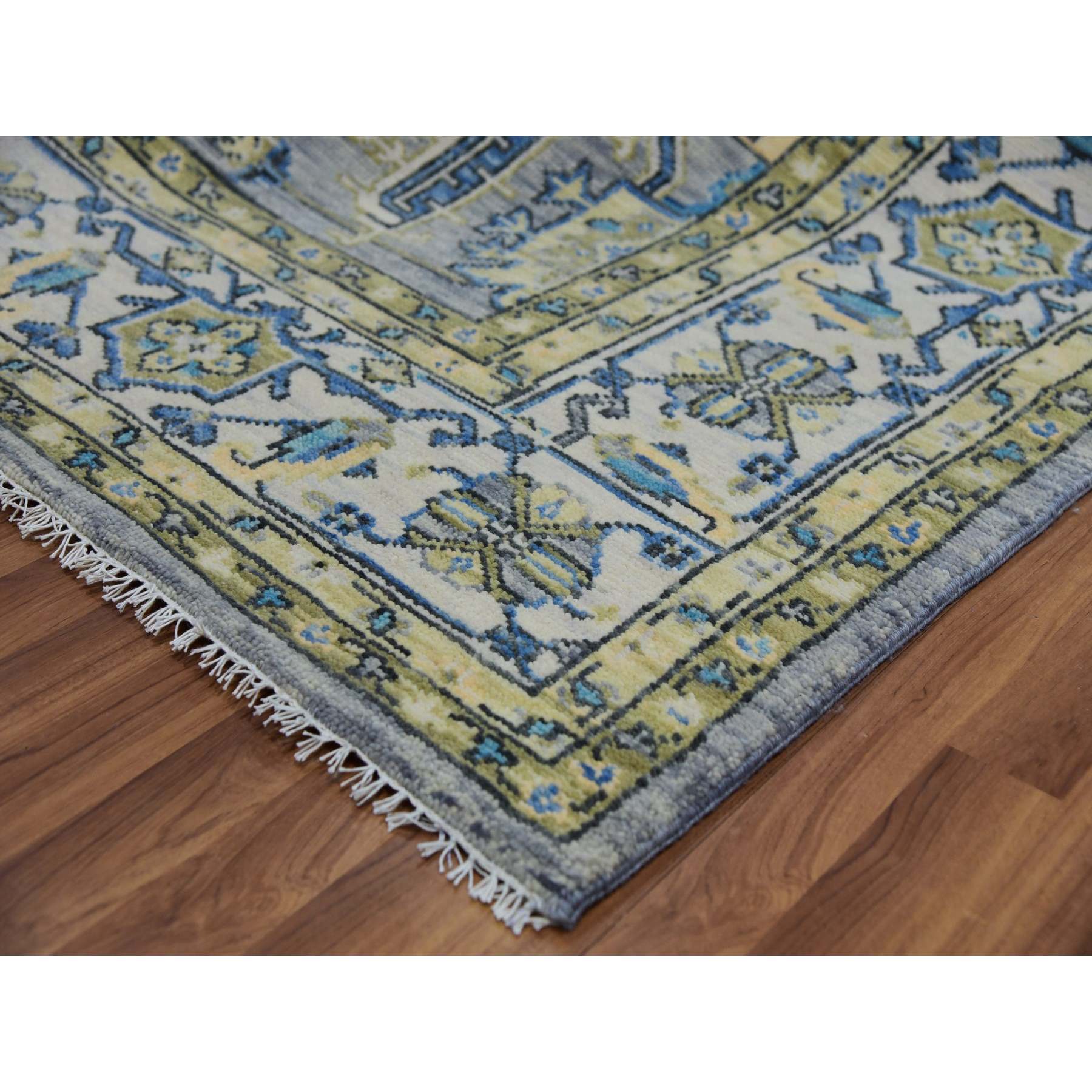 Heriz-Hand-Knotted-Rug-399585