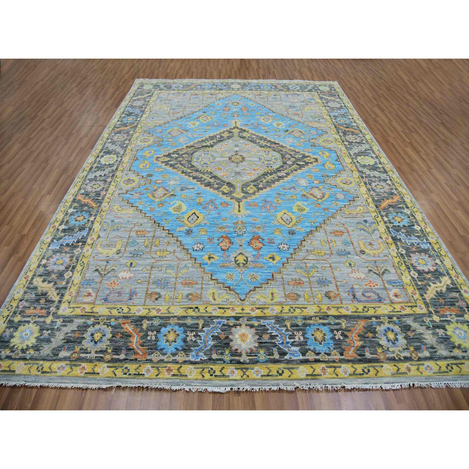 Heriz-Hand-Knotted-Rug-399665