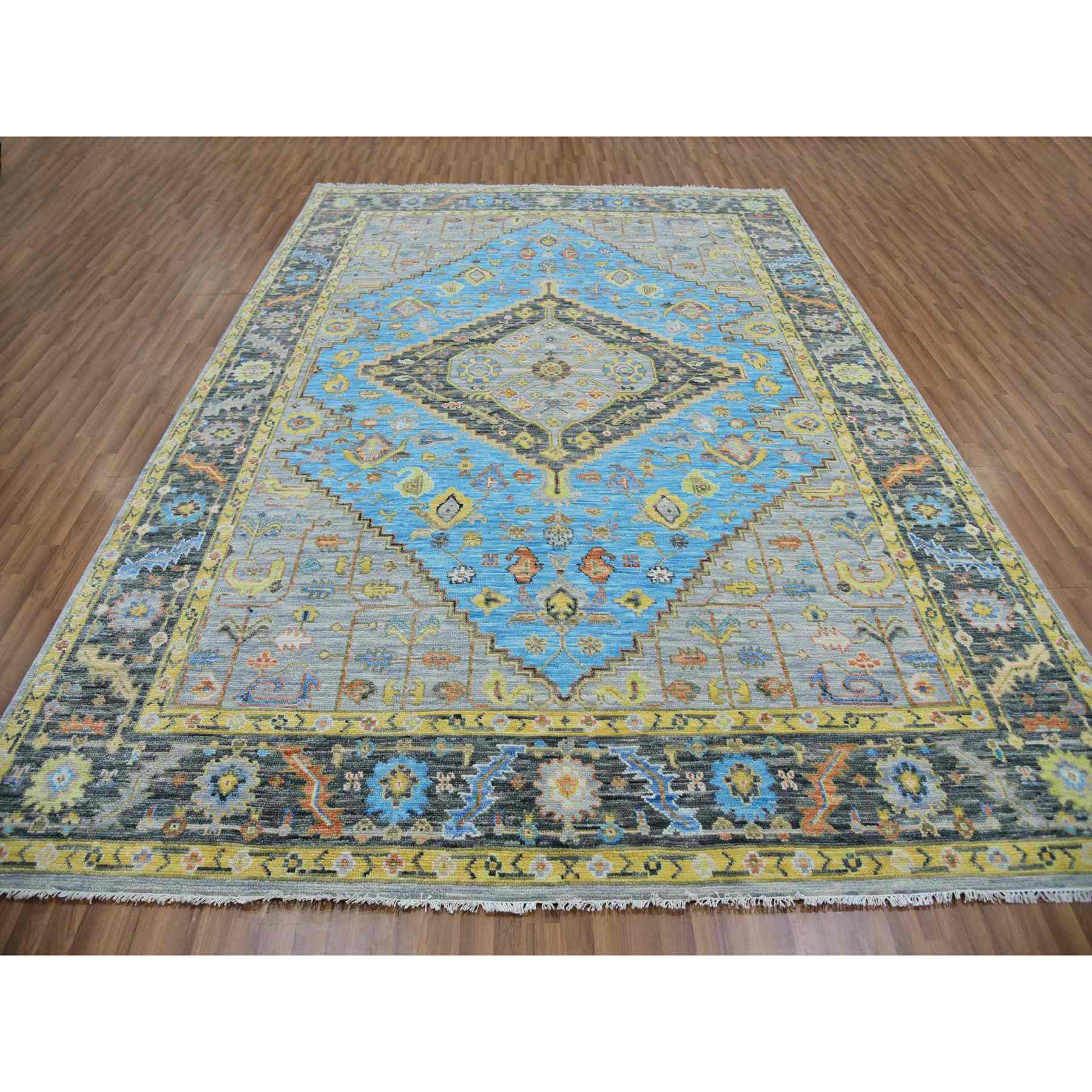 Heriz-Hand-Knotted-Rug-399665