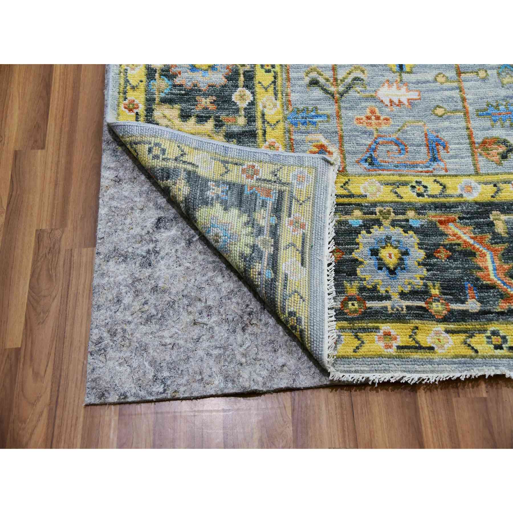 Heriz-Hand-Knotted-Rug-399665