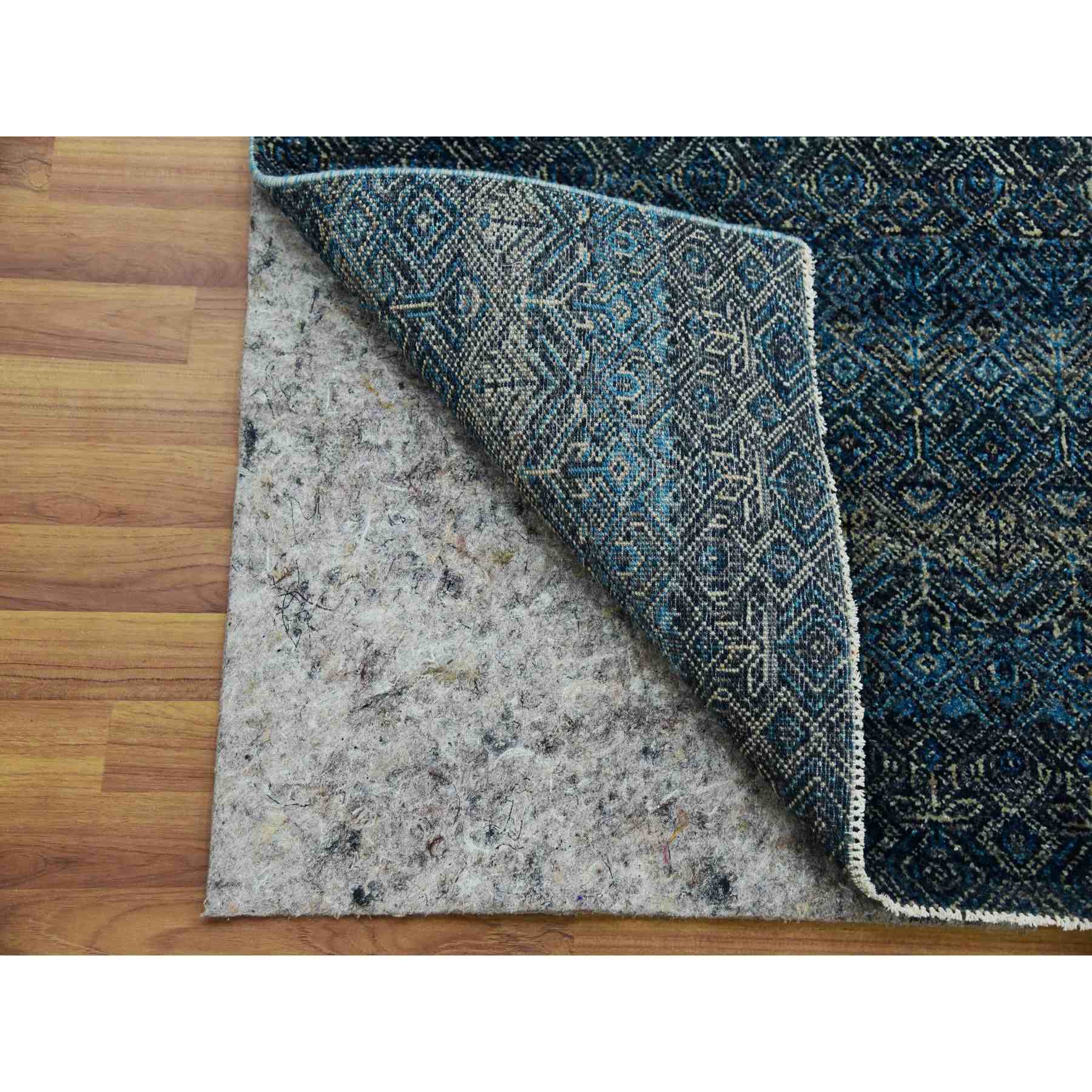 Modern-and-Contemporary-Hand-Knotted-Rug-397500