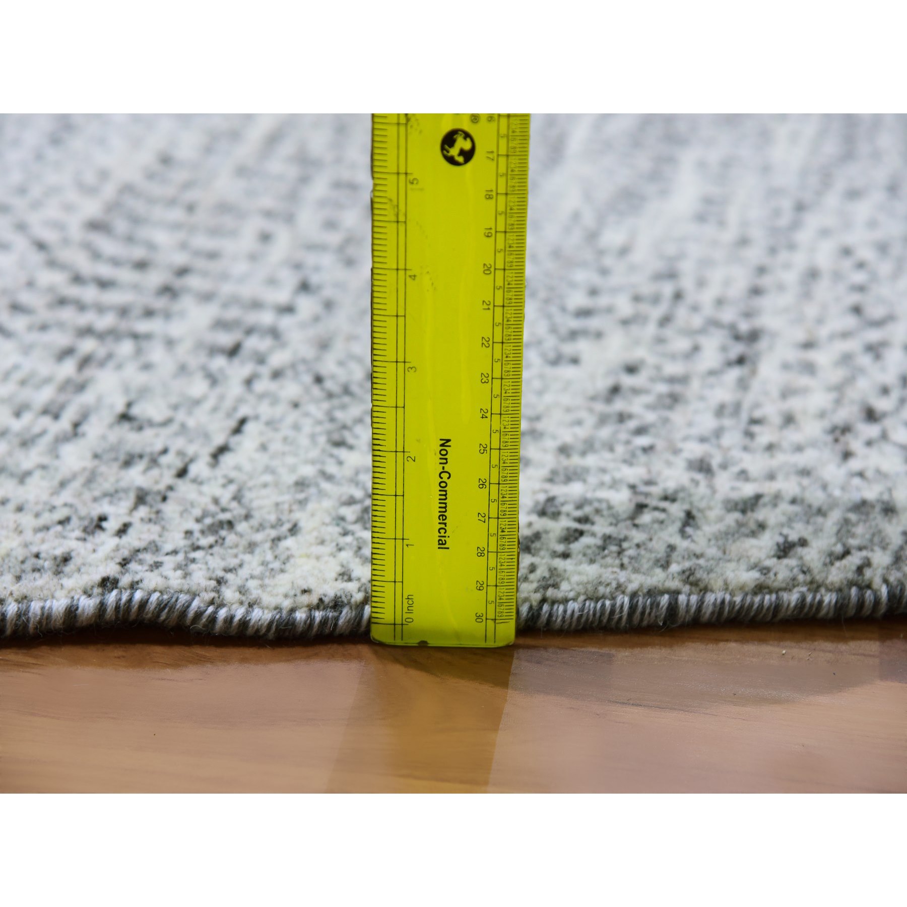 Modern-and-Contemporary-Hand-Knotted-Rug-397535
