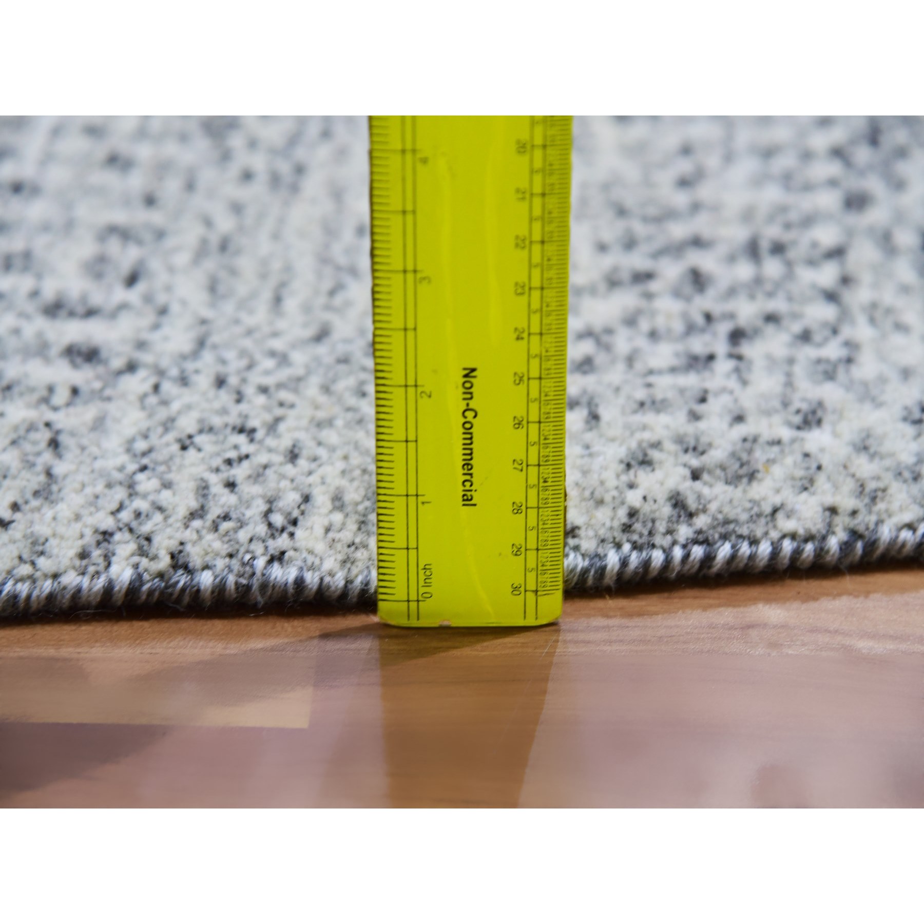 Modern-and-Contemporary-Hand-Knotted-Rug-397545