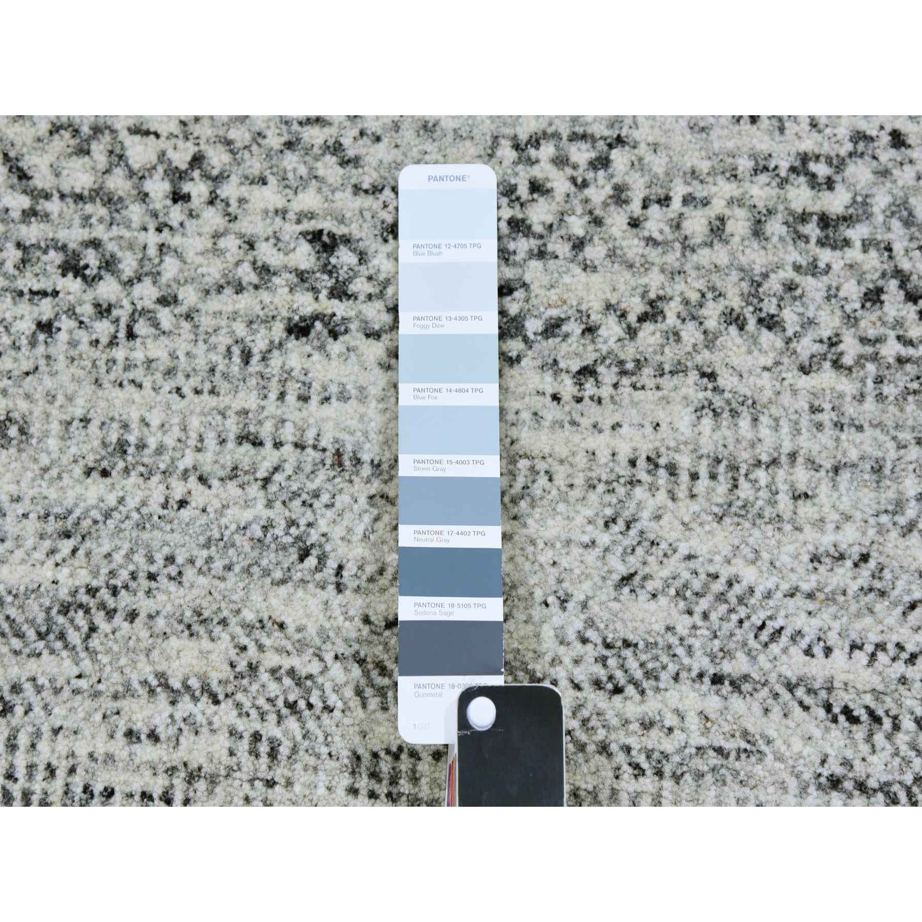 Modern-and-Contemporary-Hand-Knotted-Rug-397550