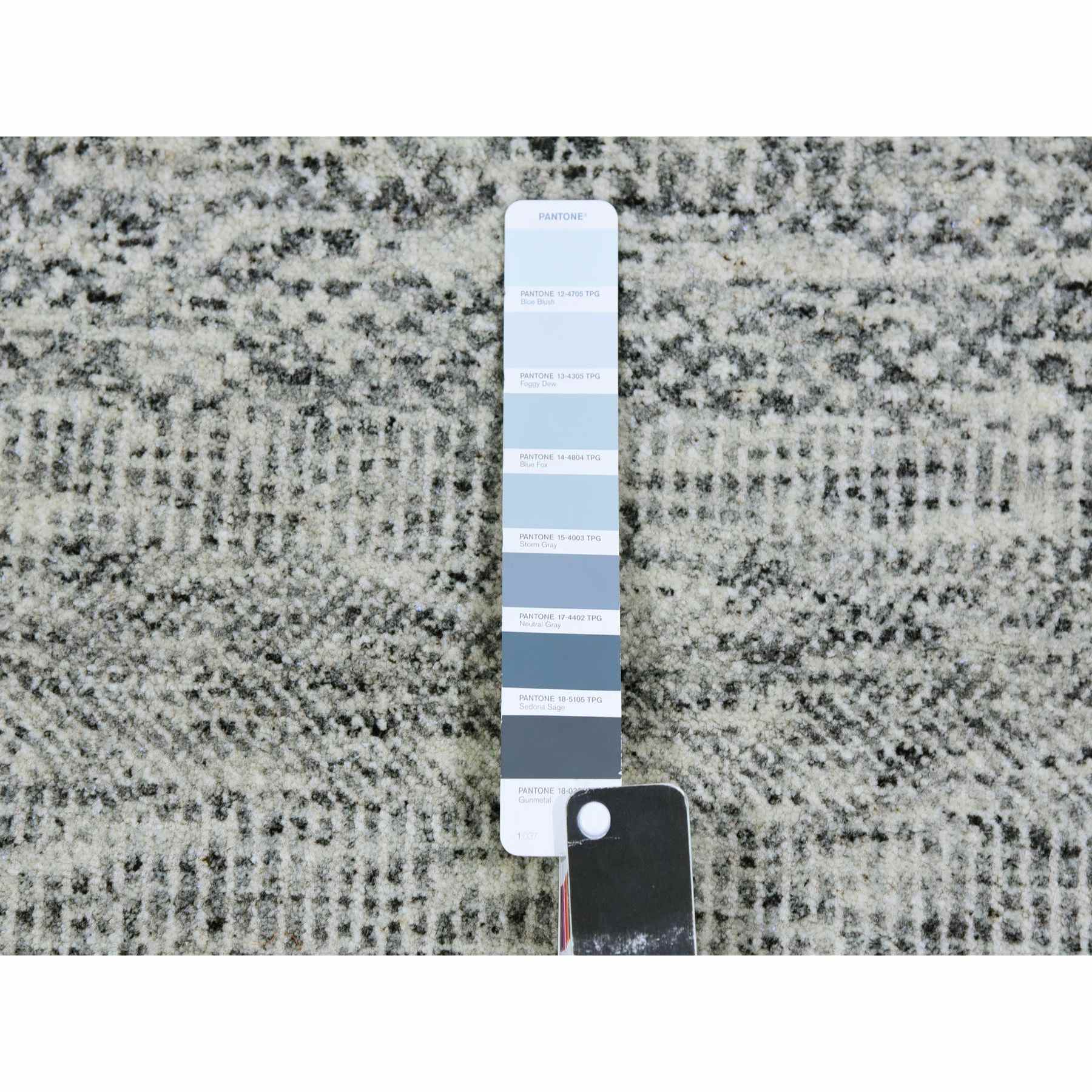 Modern-and-Contemporary-Hand-Knotted-Rug-397560