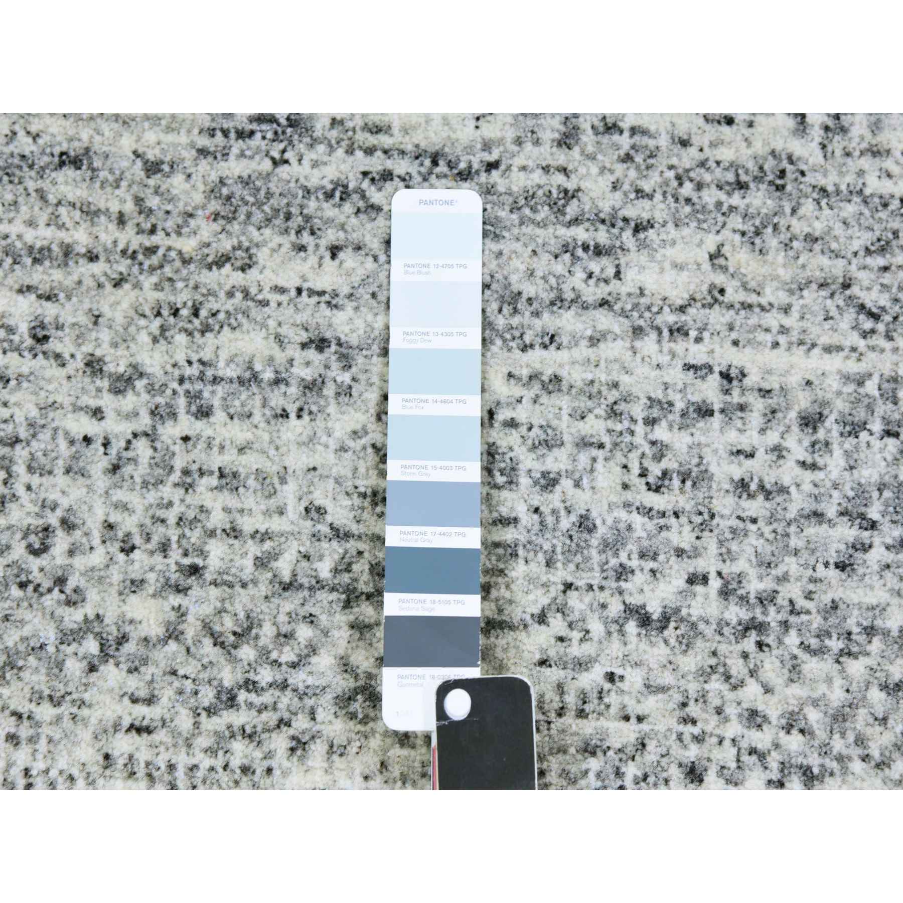 Modern-and-Contemporary-Hand-Knotted-Rug-397575