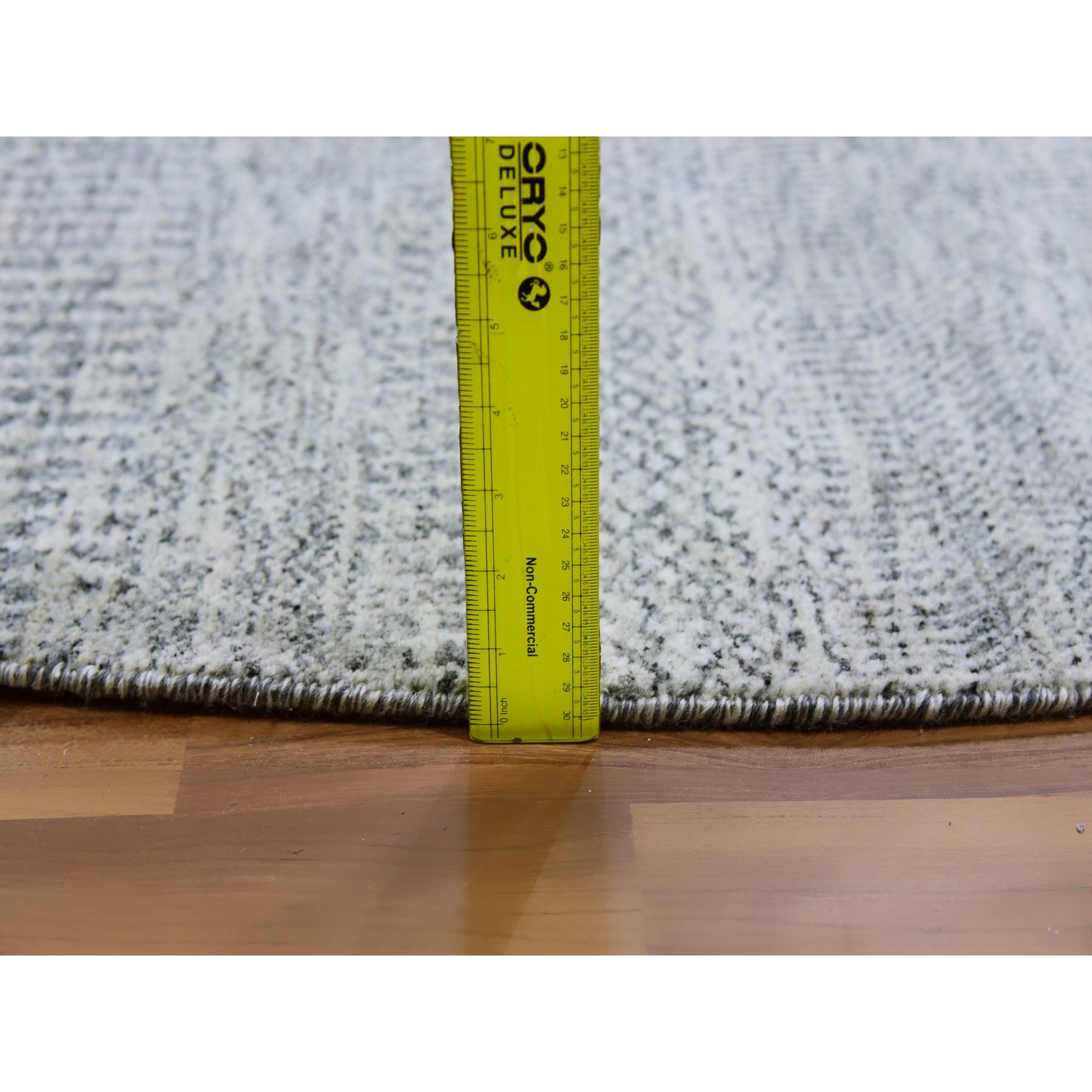 Modern-and-Contemporary-Hand-Knotted-Rug-397575