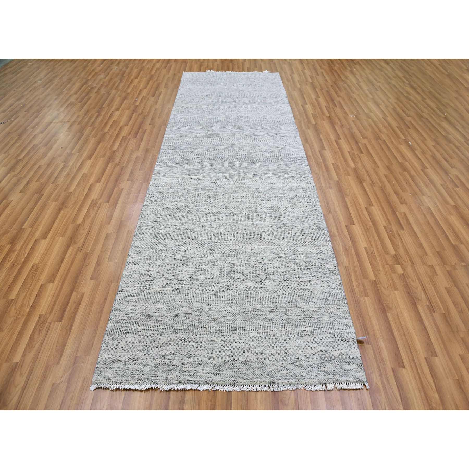 Modern-and-Contemporary-Hand-Knotted-Rug-397650