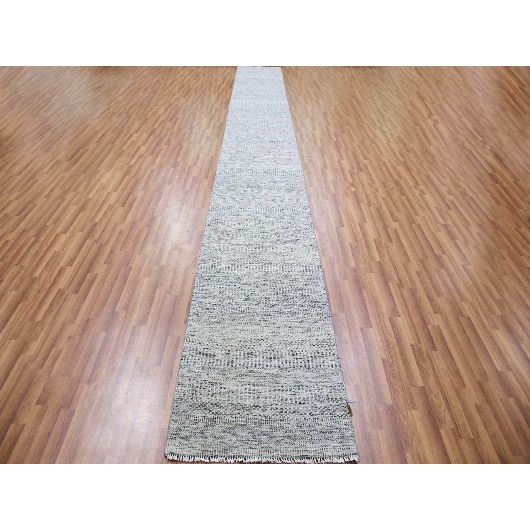 Modern-and-Contemporary-Hand-Knotted-Rug-397655