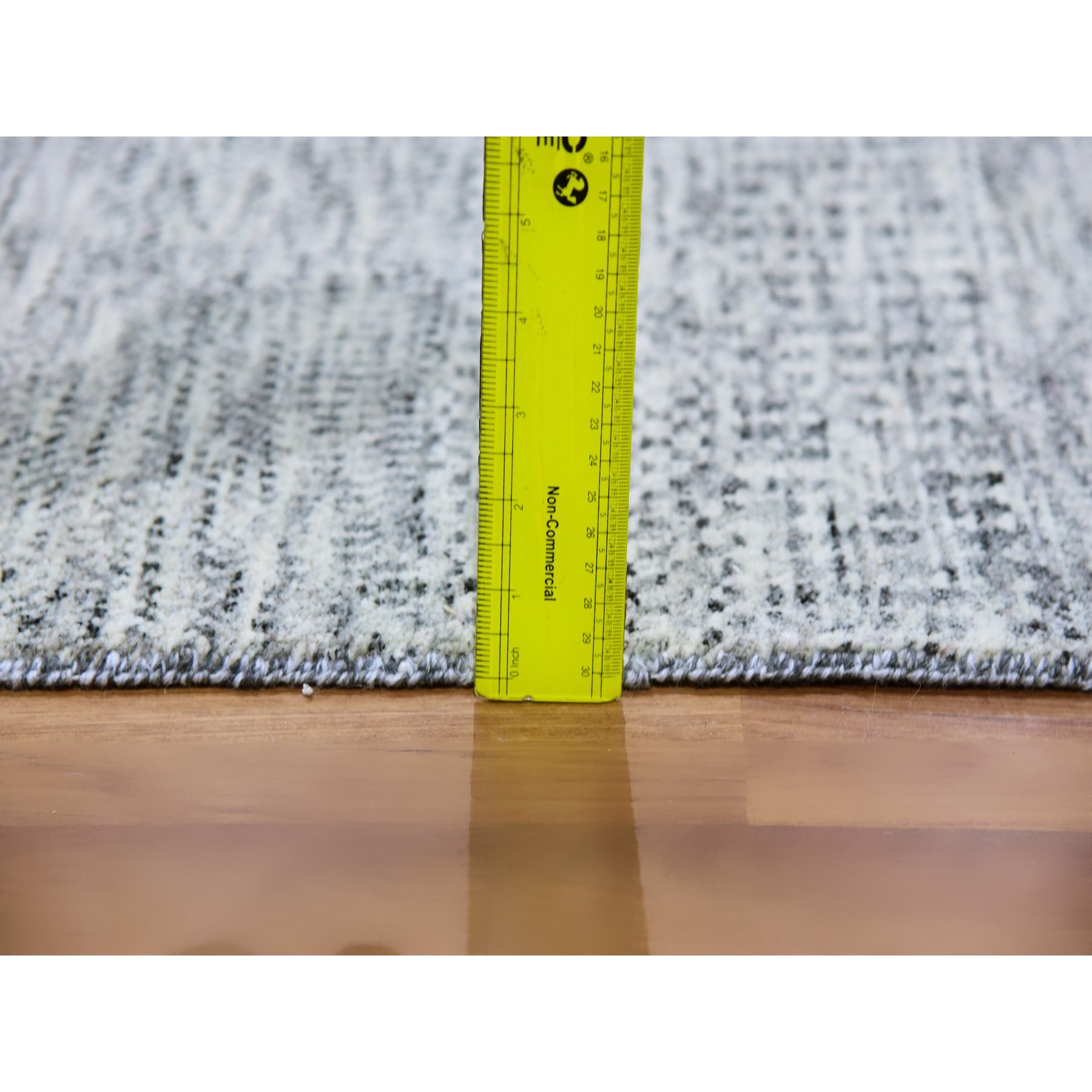 Modern-and-Contemporary-Hand-Knotted-Rug-397655