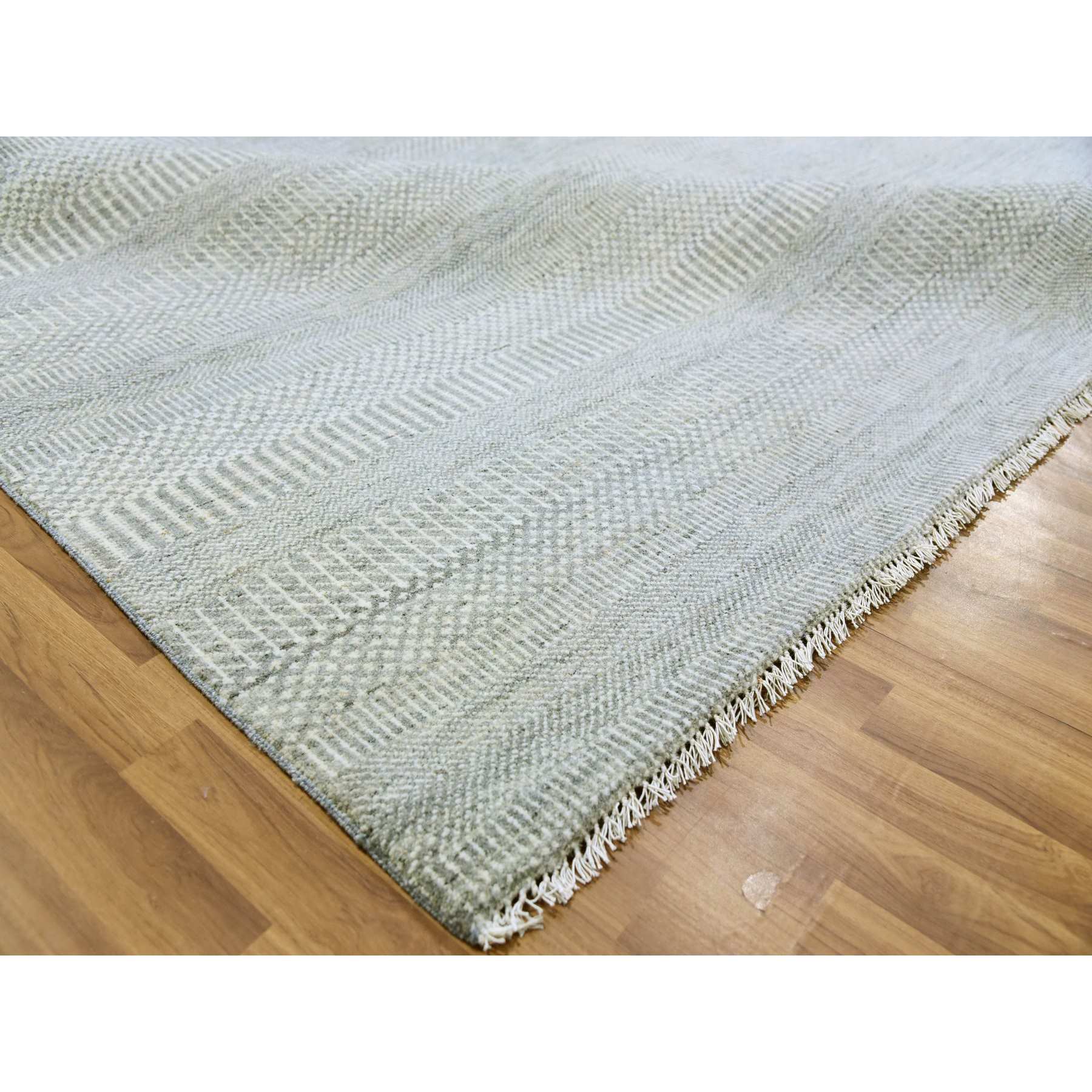 Modern-and-Contemporary-Hand-Knotted-Rug-397705