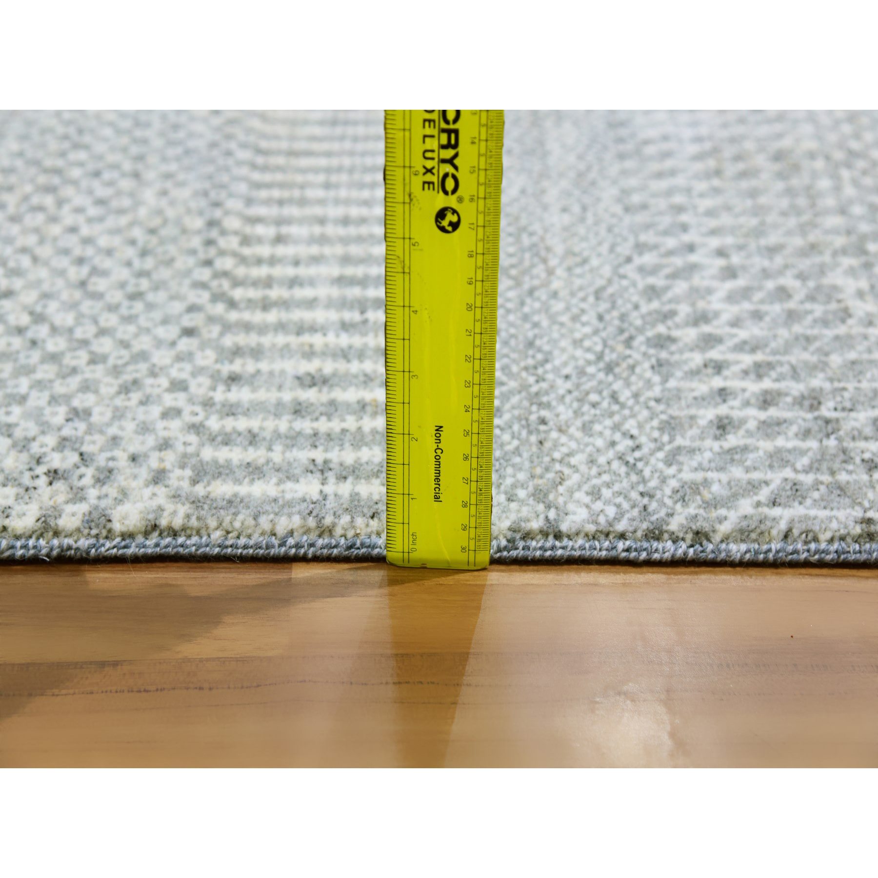 Modern-and-Contemporary-Hand-Knotted-Rug-397705