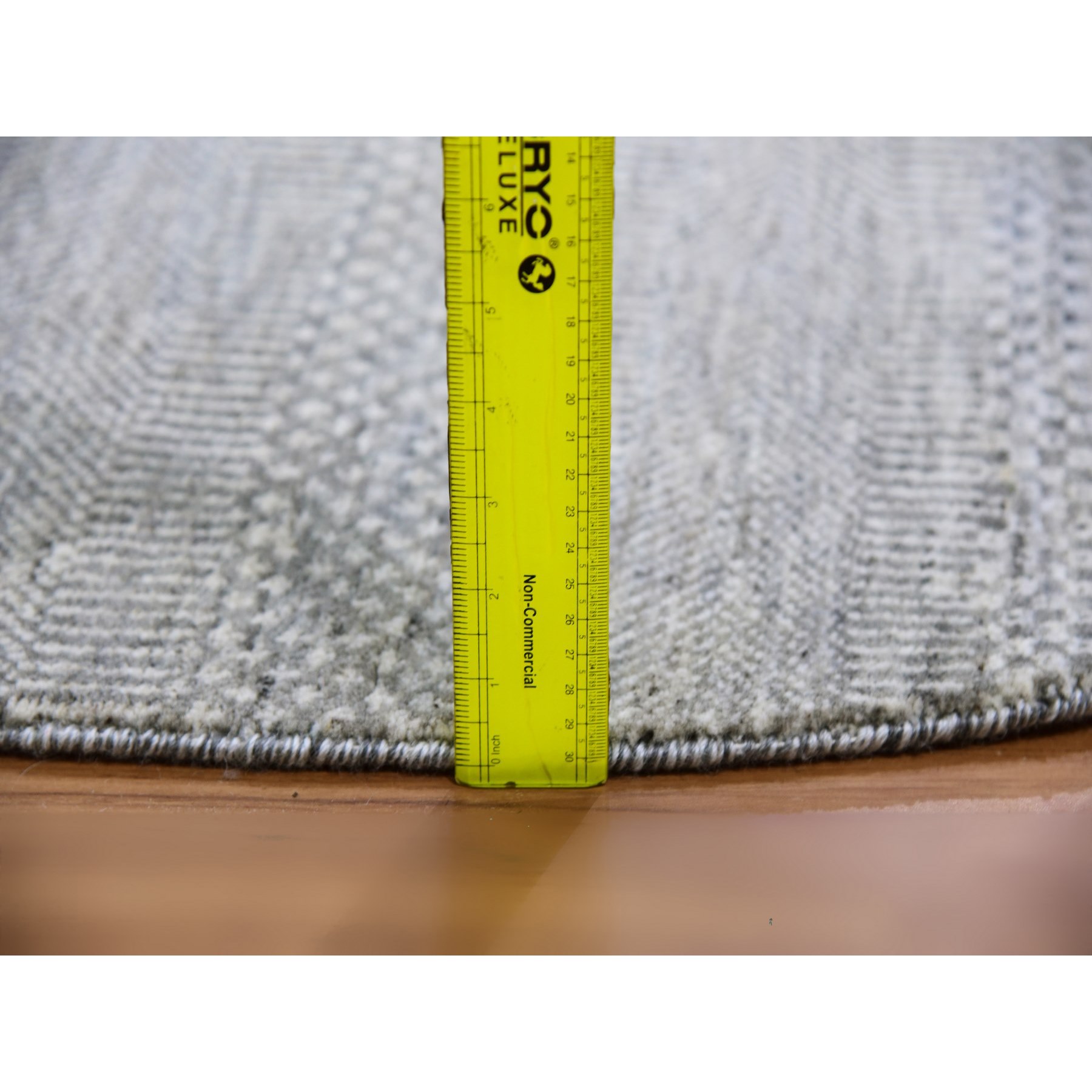 Modern-and-Contemporary-Hand-Knotted-Rug-397720