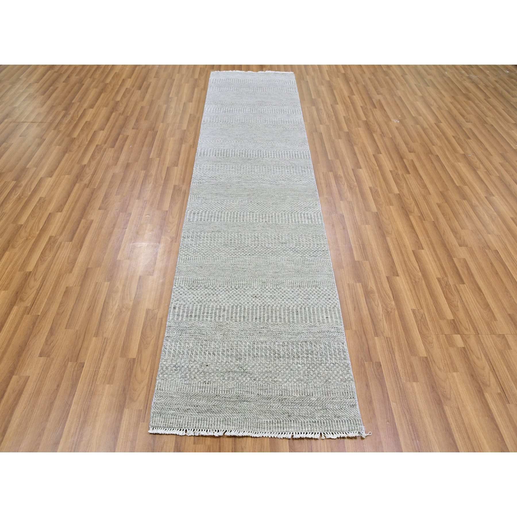 Modern-and-Contemporary-Hand-Knotted-Rug-397725