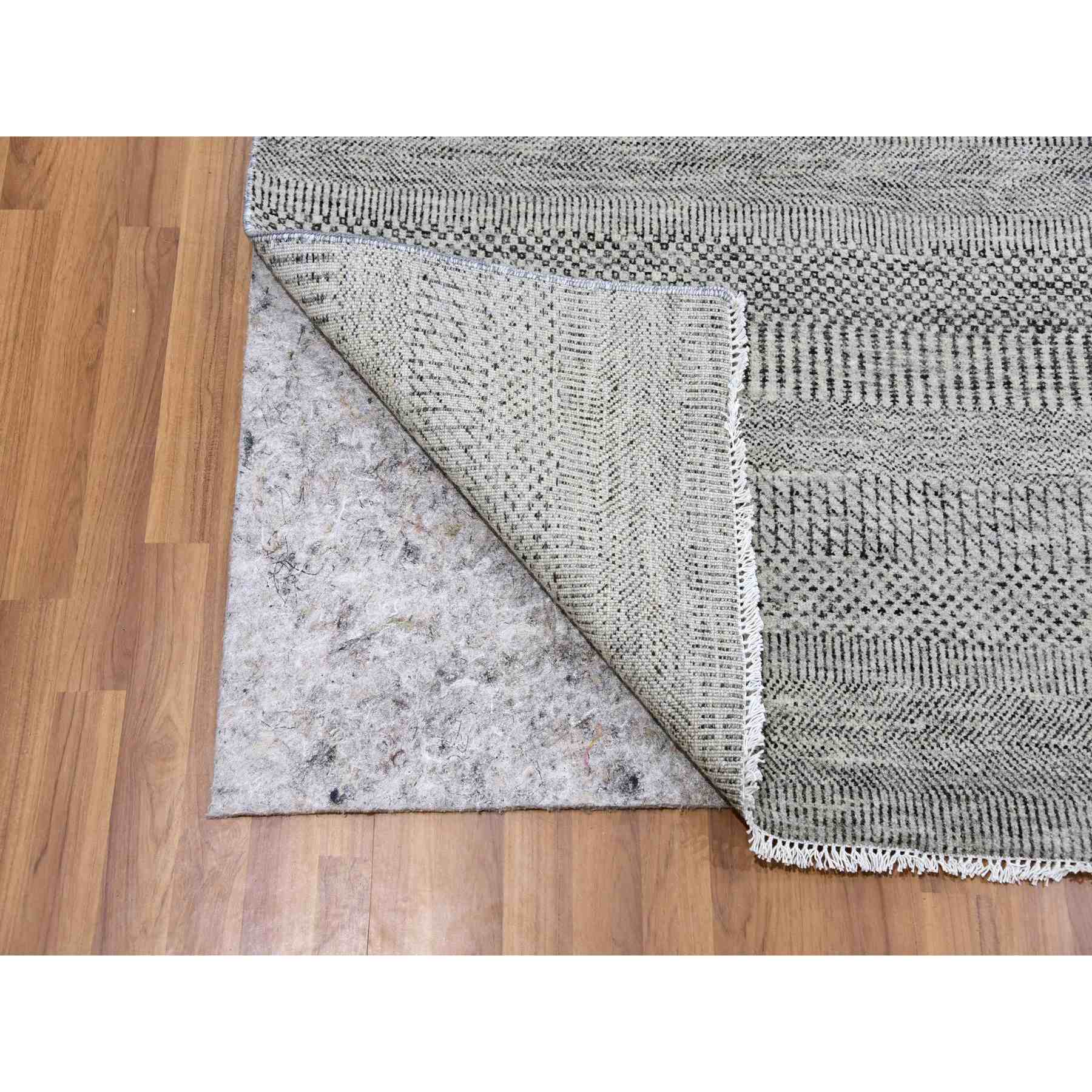 Modern-and-Contemporary-Hand-Knotted-Rug-397795