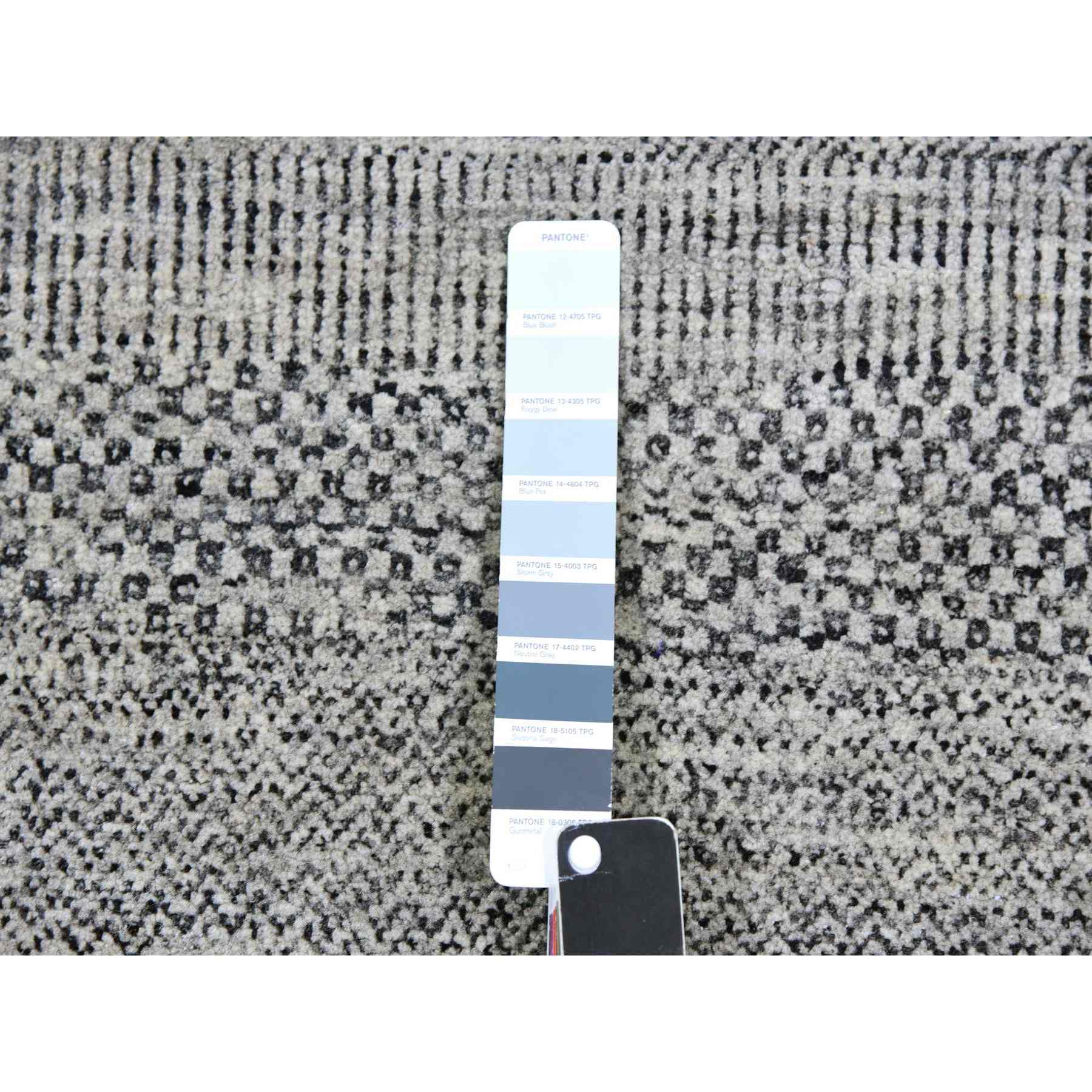 Modern-and-Contemporary-Hand-Knotted-Rug-397805