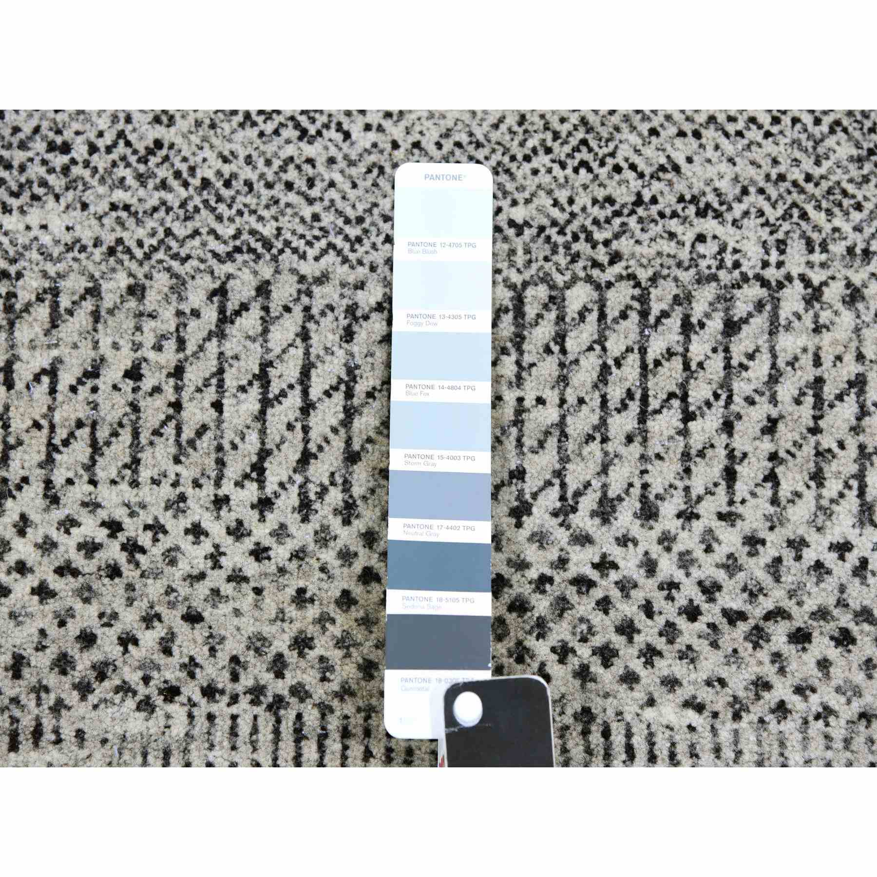 Modern-and-Contemporary-Hand-Knotted-Rug-397820