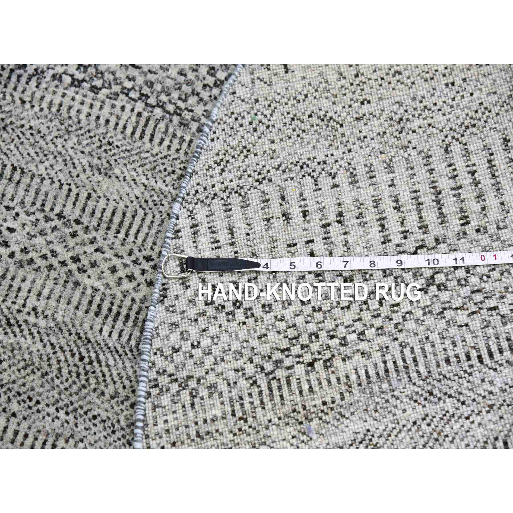 Modern-and-Contemporary-Hand-Knotted-Rug-397835