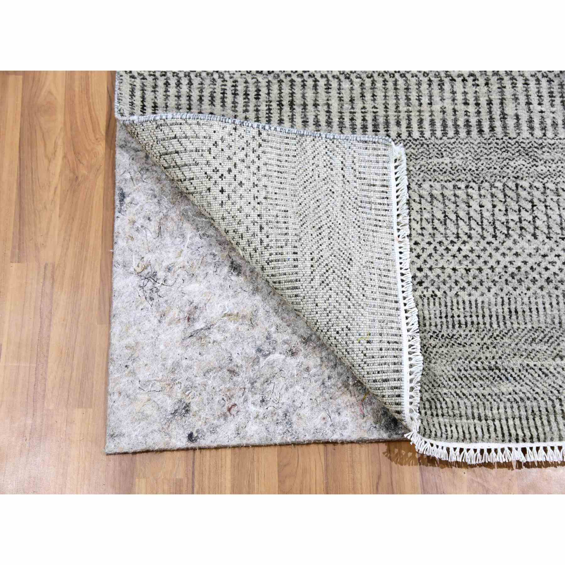Modern-and-Contemporary-Hand-Knotted-Rug-397870