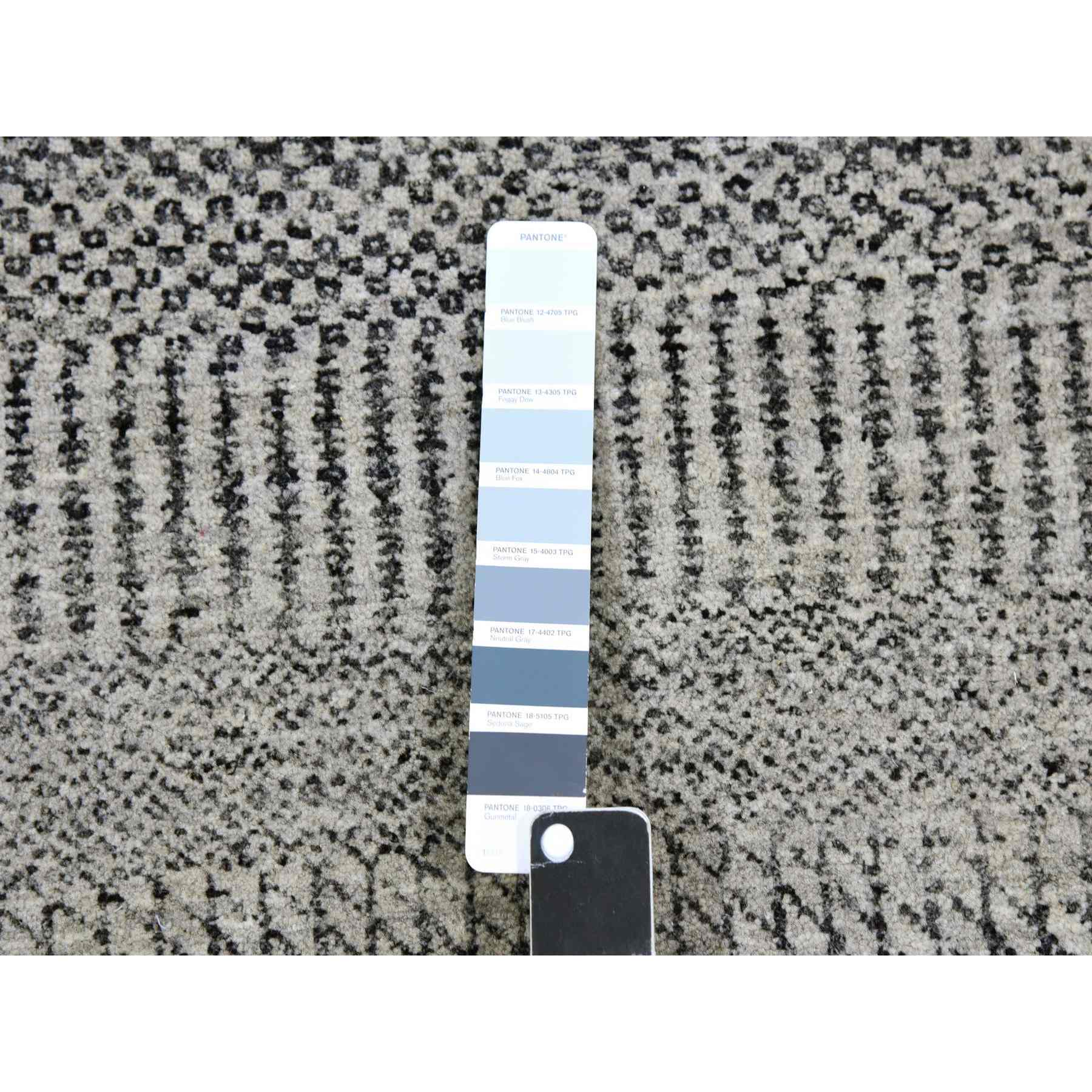 Modern-and-Contemporary-Hand-Knotted-Rug-397880