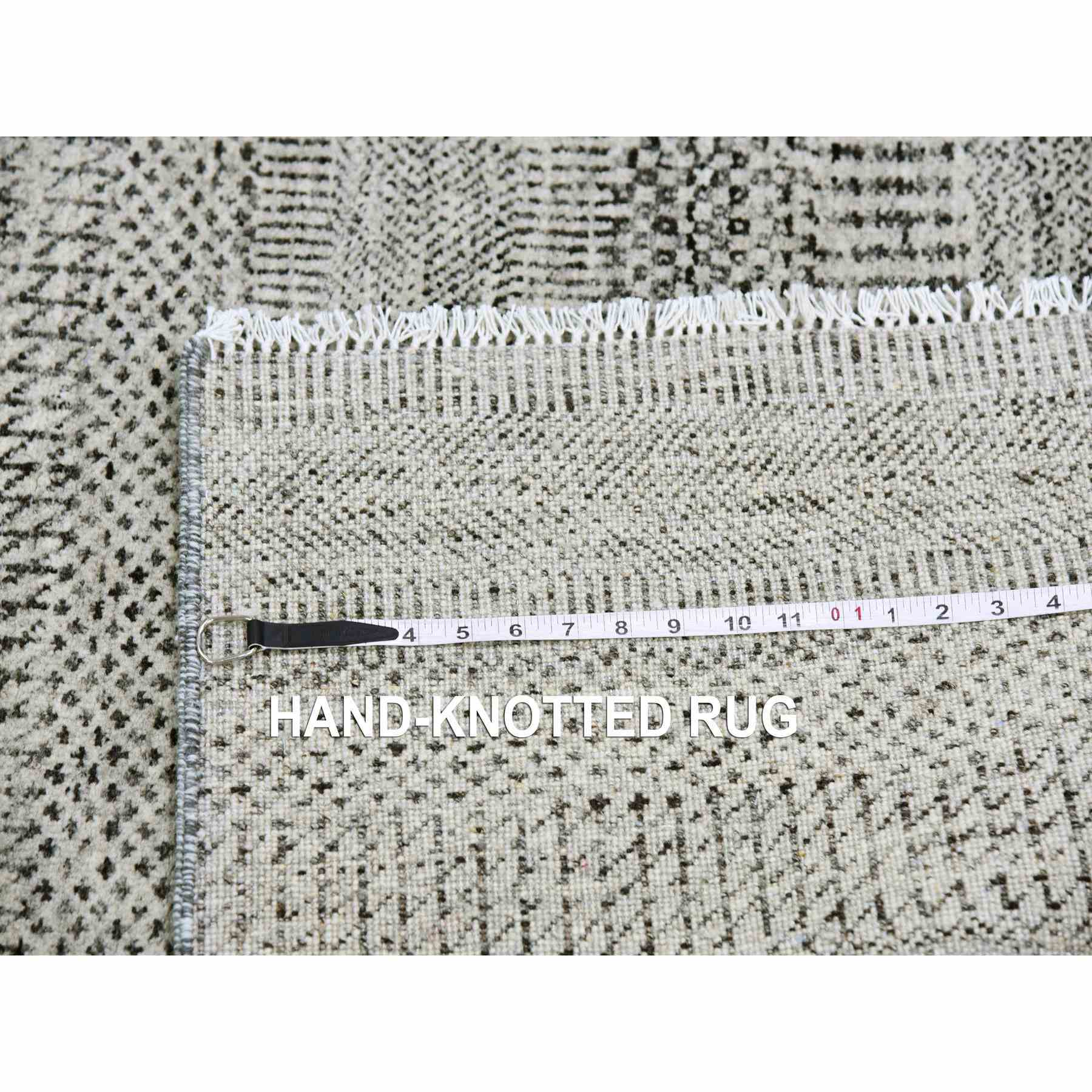 Modern-and-Contemporary-Hand-Knotted-Rug-397885