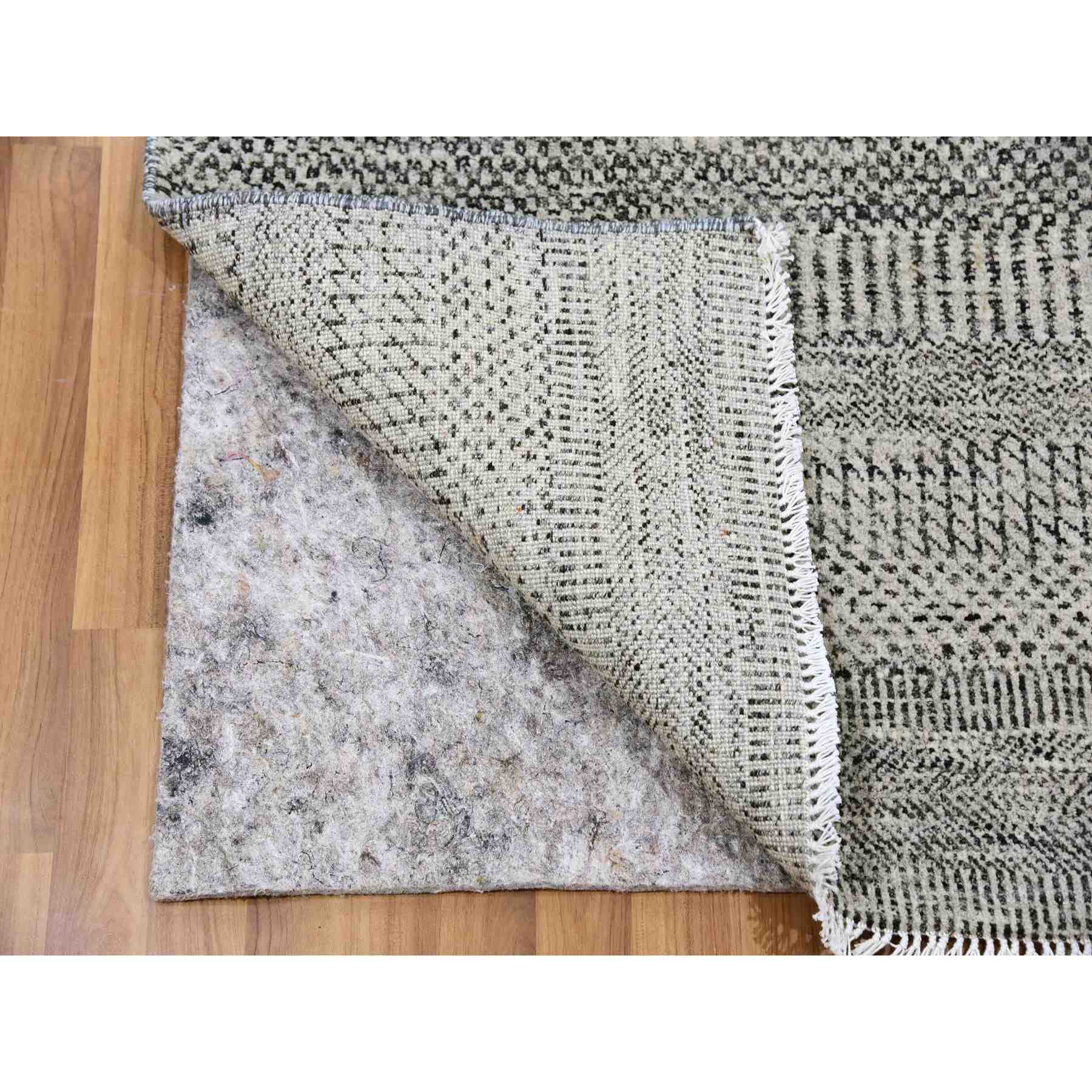 Modern-and-Contemporary-Hand-Knotted-Rug-397895
