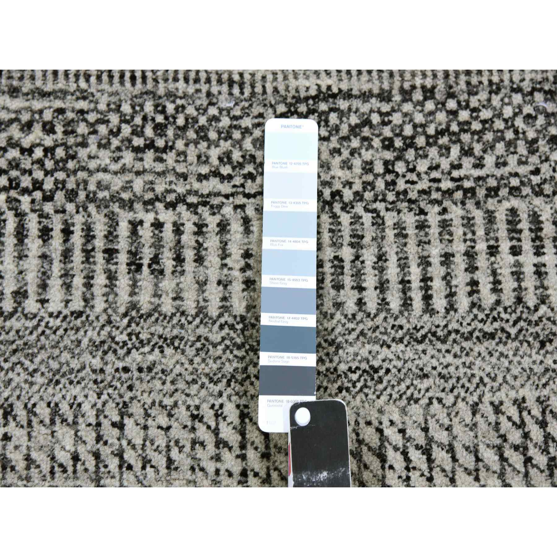 Modern-and-Contemporary-Hand-Knotted-Rug-397900