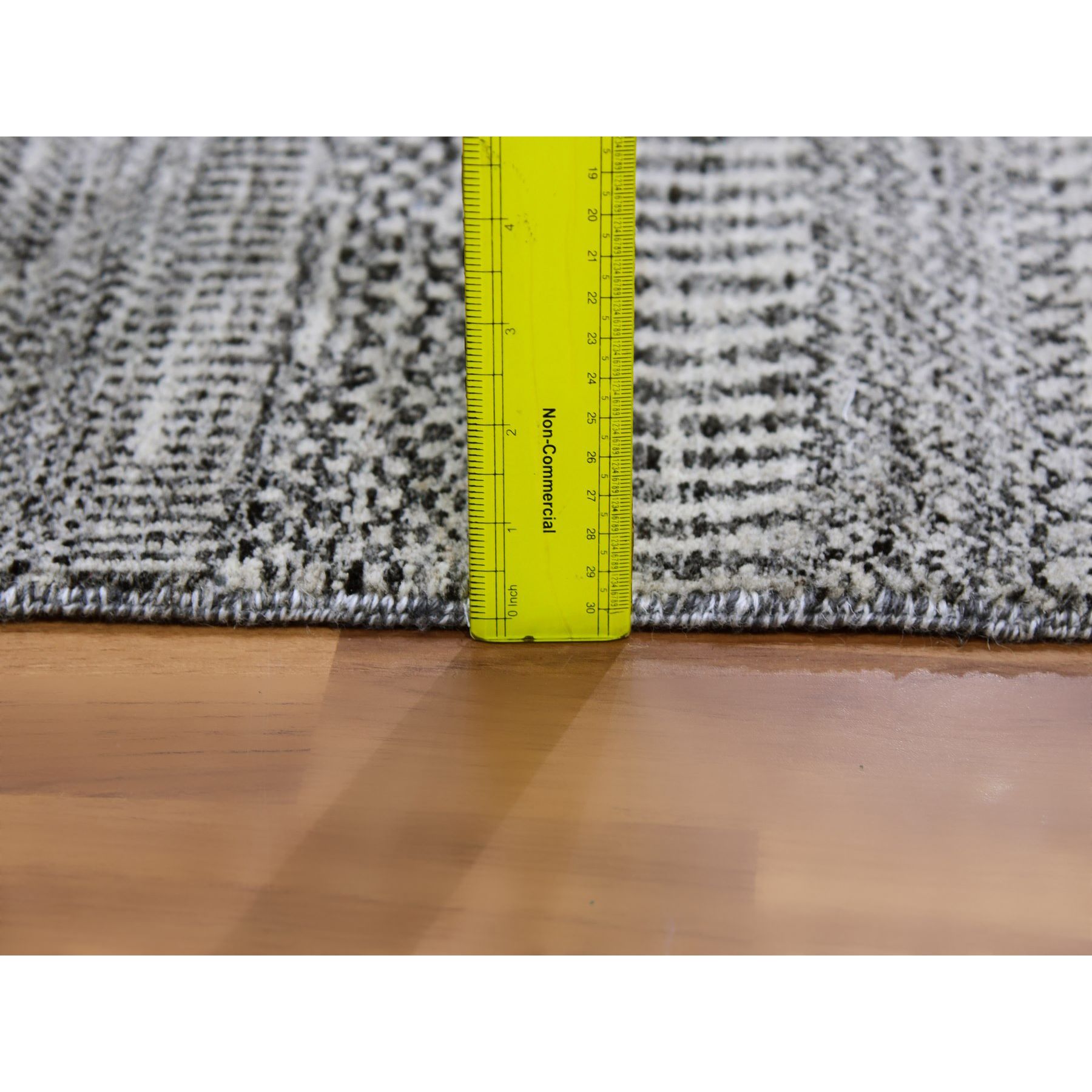 Modern-and-Contemporary-Hand-Knotted-Rug-397900