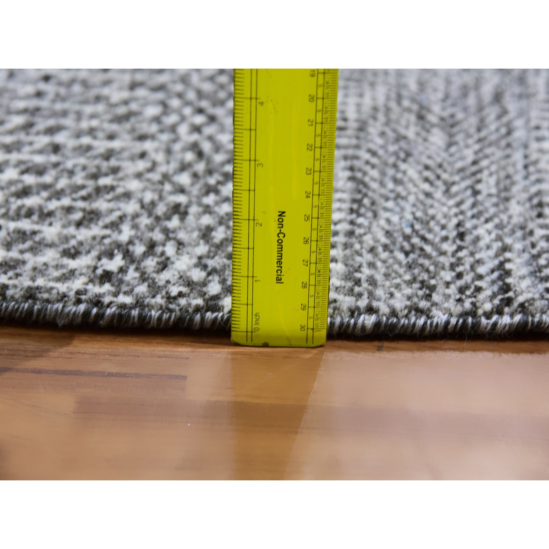 Modern-and-Contemporary-Hand-Knotted-Rug-397920