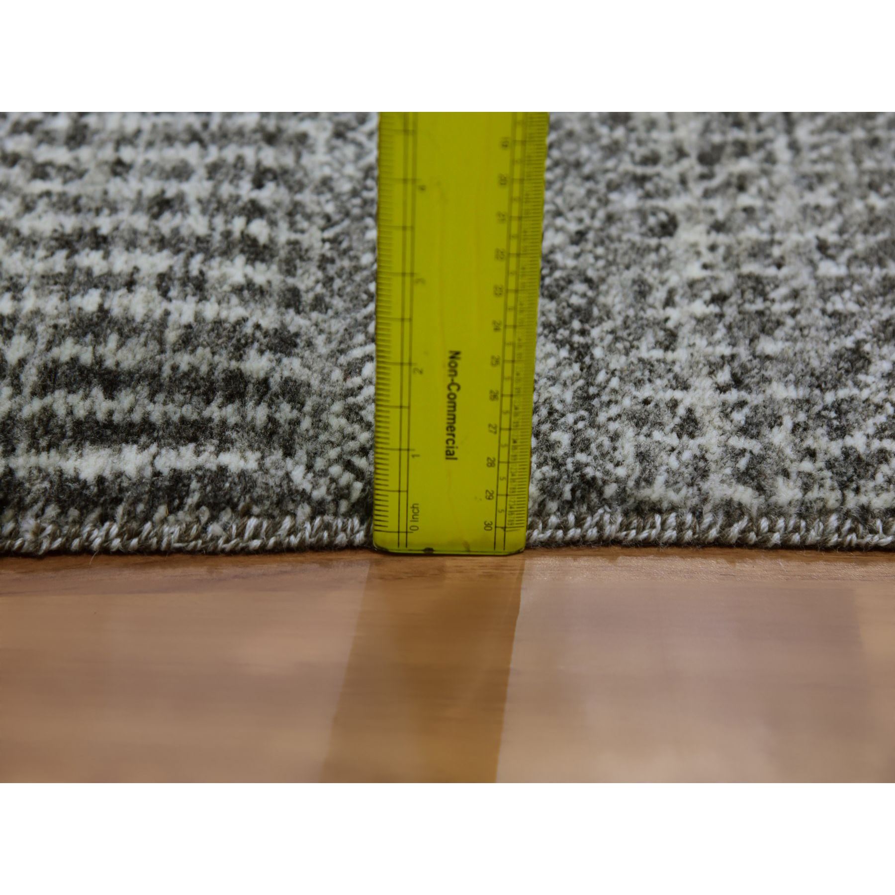 Modern-and-Contemporary-Hand-Knotted-Rug-397945