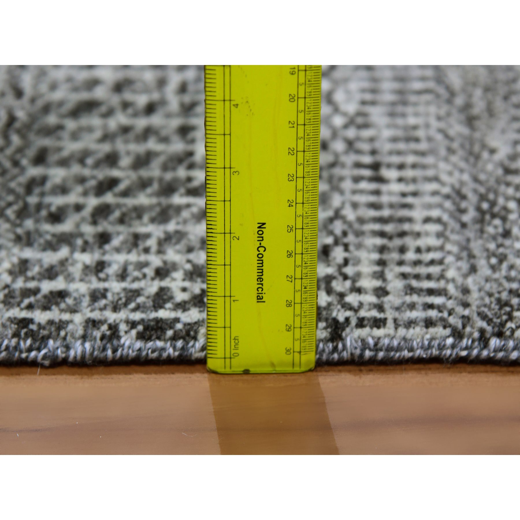Modern-and-Contemporary-Hand-Knotted-Rug-397980