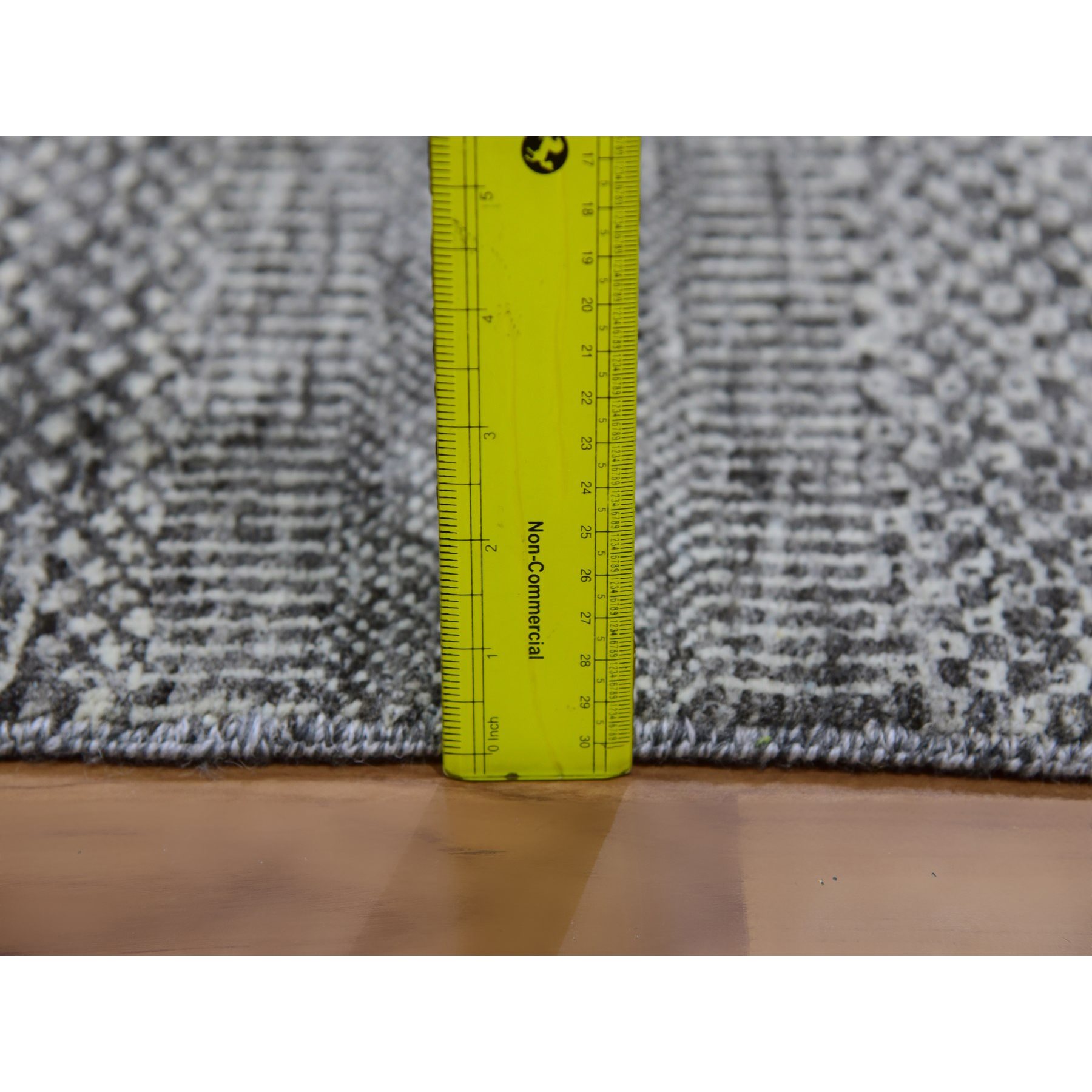 Modern-and-Contemporary-Hand-Knotted-Rug-397985