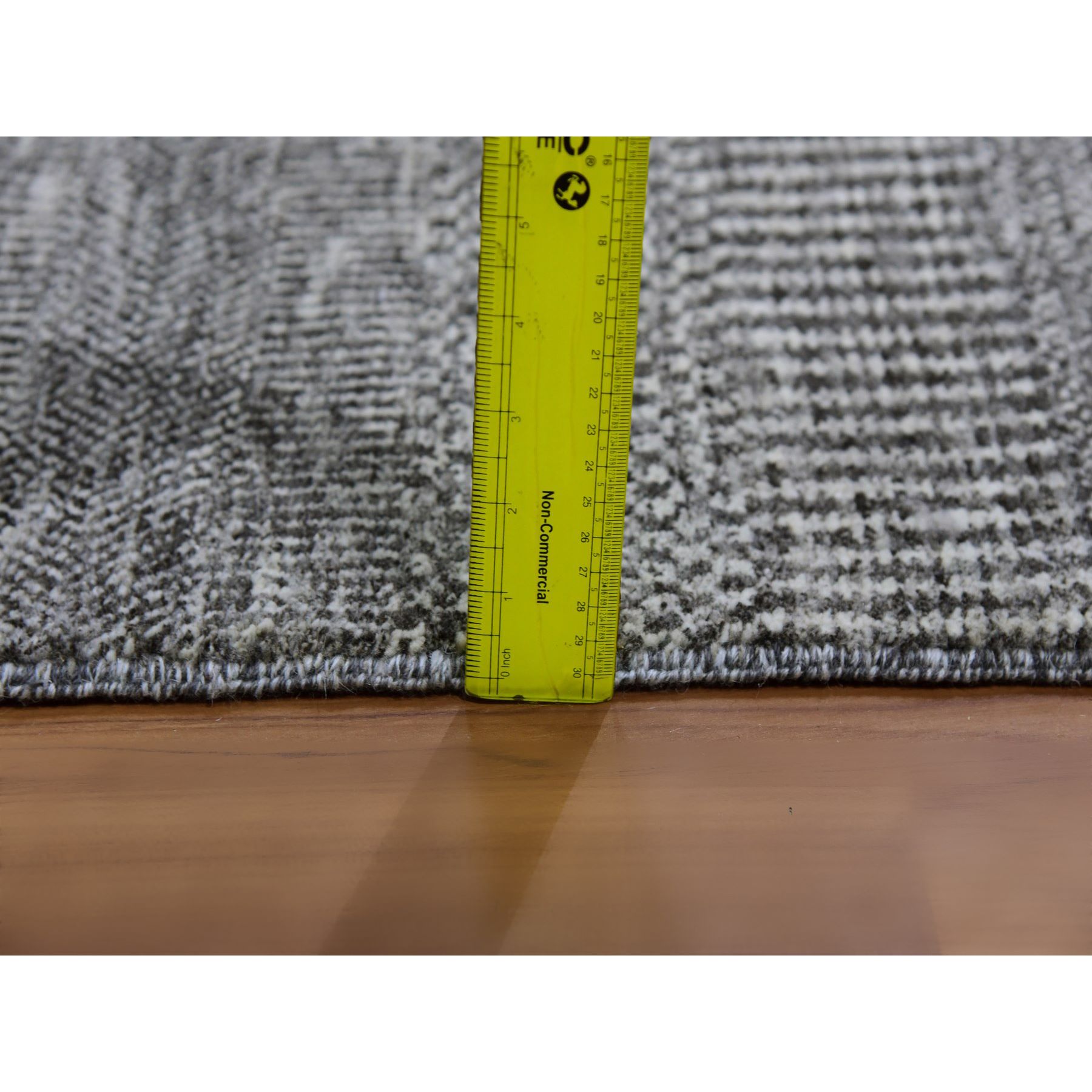 Modern-and-Contemporary-Hand-Knotted-Rug-398020