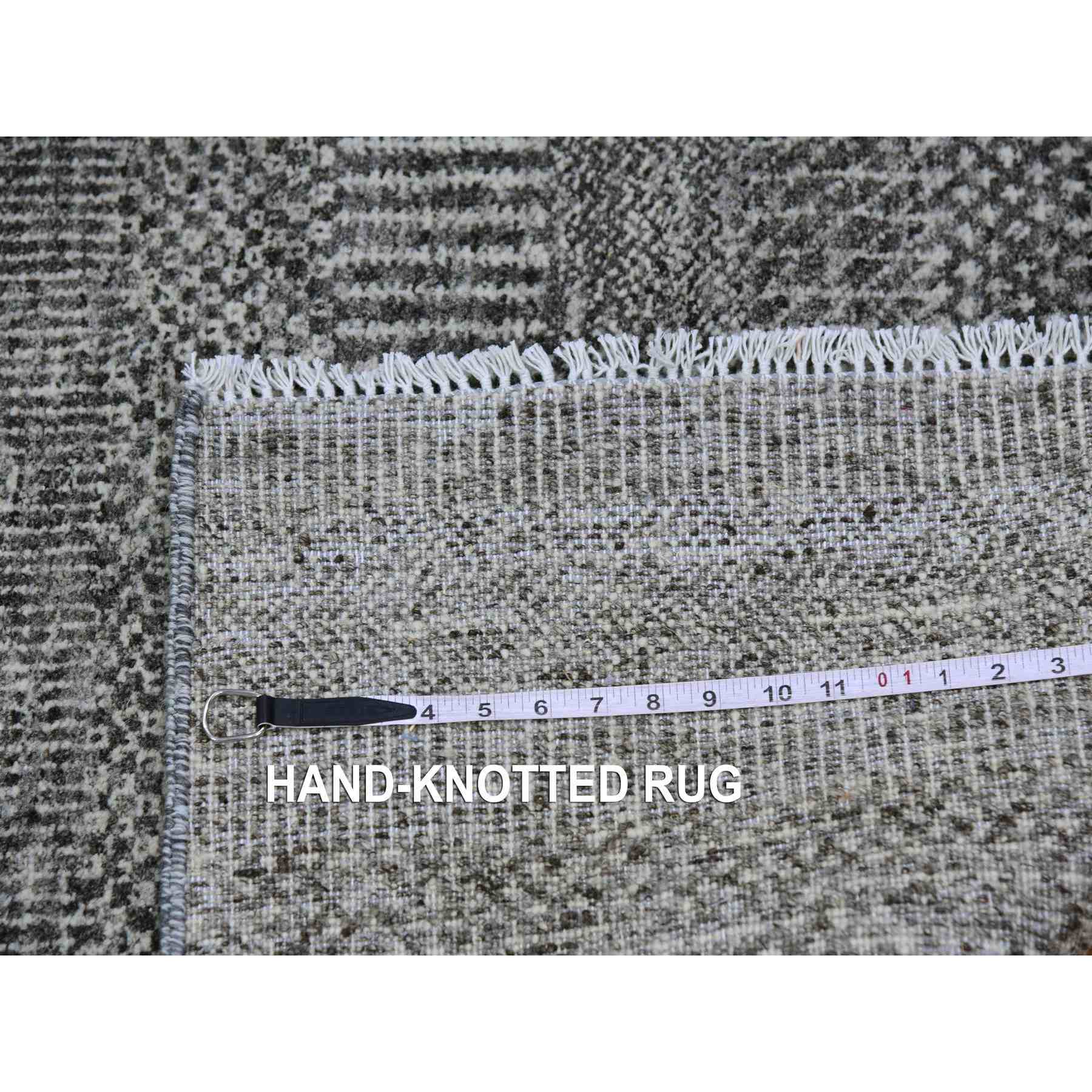 Modern-and-Contemporary-Hand-Knotted-Rug-398020