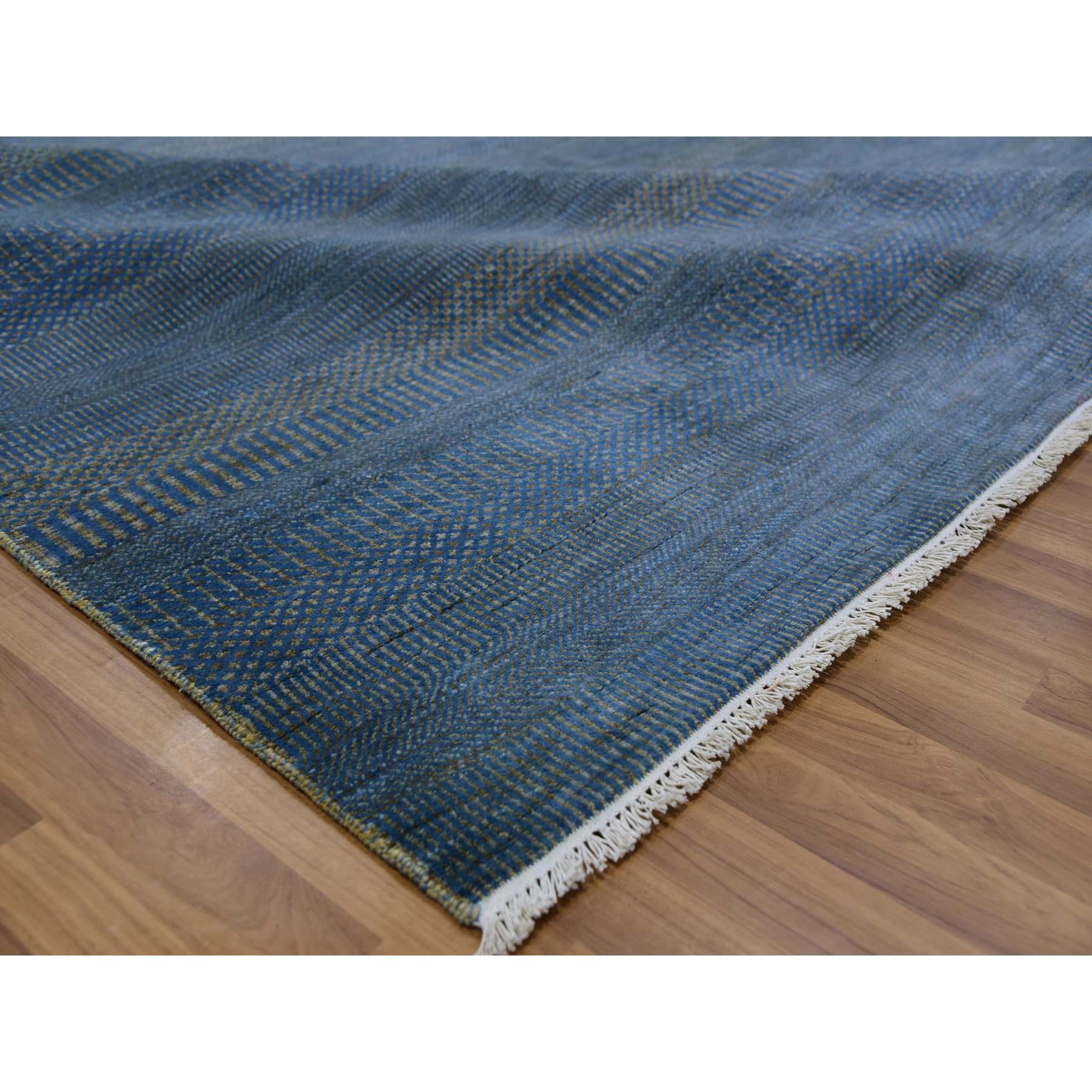 Modern-and-Contemporary-Hand-Knotted-Rug-398045