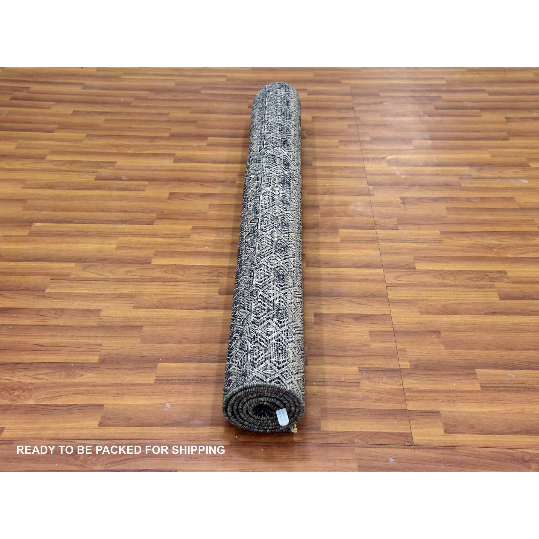 Modern-and-Contemporary-Hand-Knotted-Rug-398320