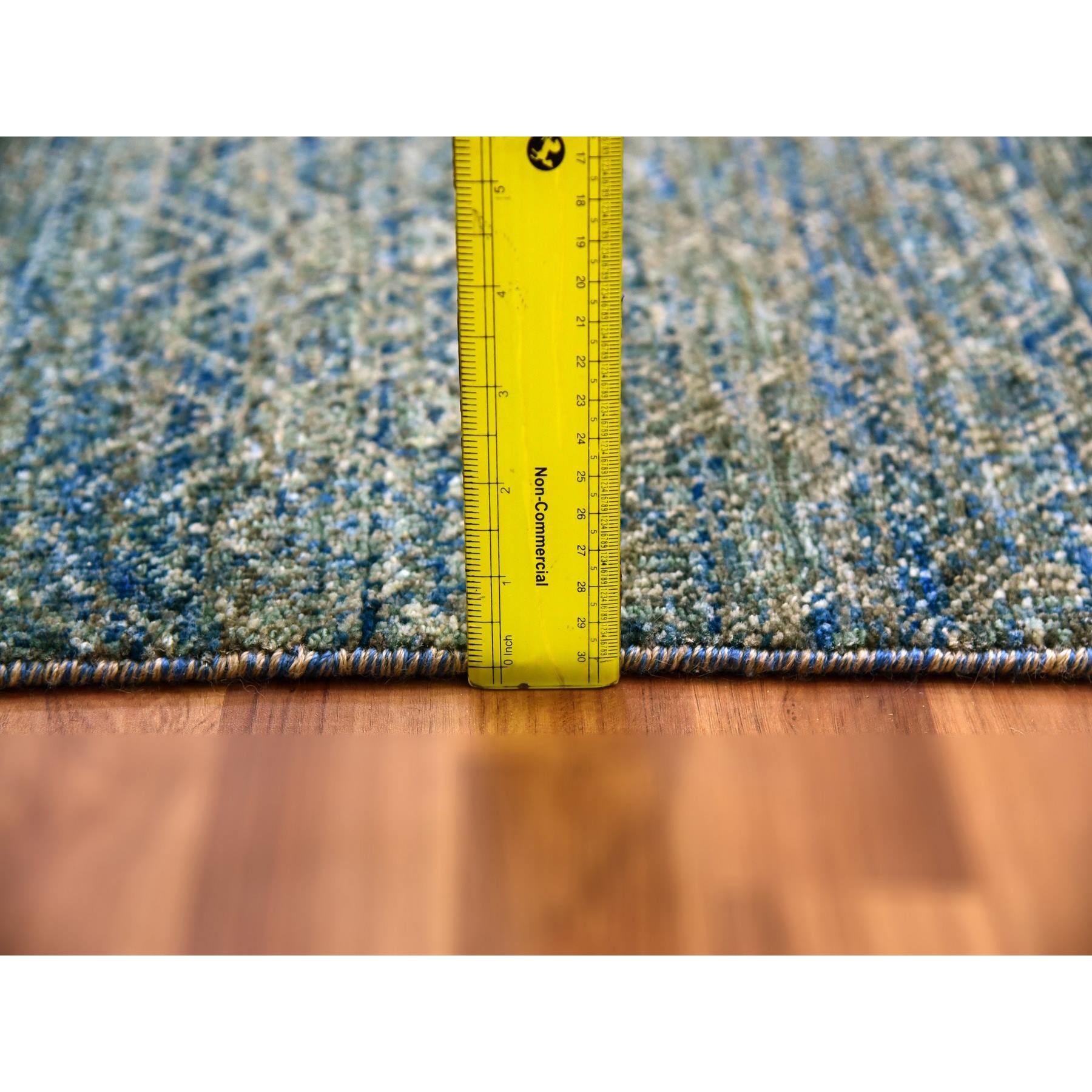 Modern-and-Contemporary-Hand-Knotted-Rug-398330