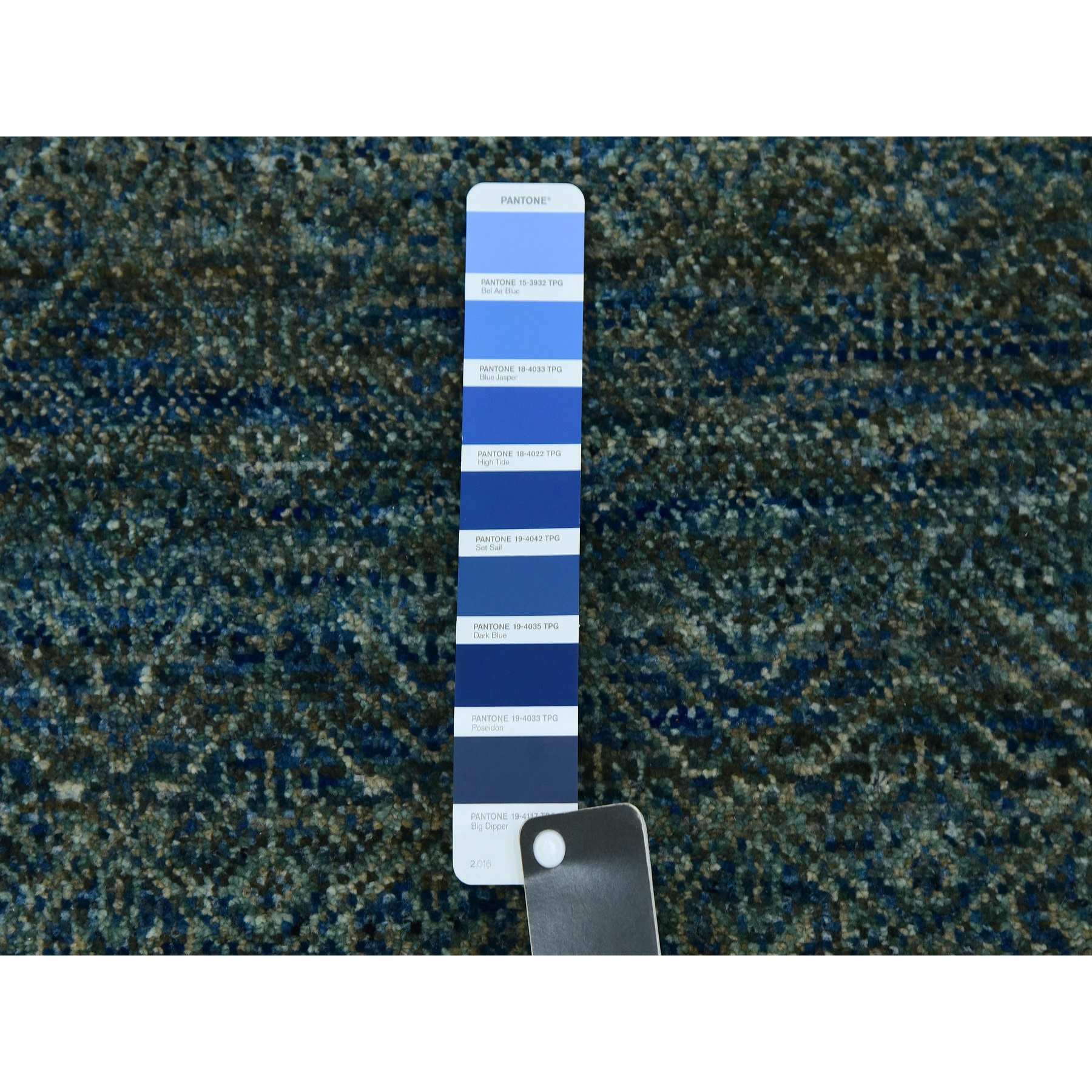 Modern-and-Contemporary-Hand-Knotted-Rug-398360