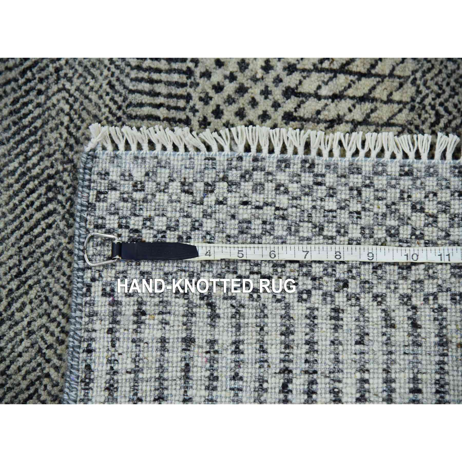 Modern-and-Contemporary-Hand-Knotted-Rug-398505
