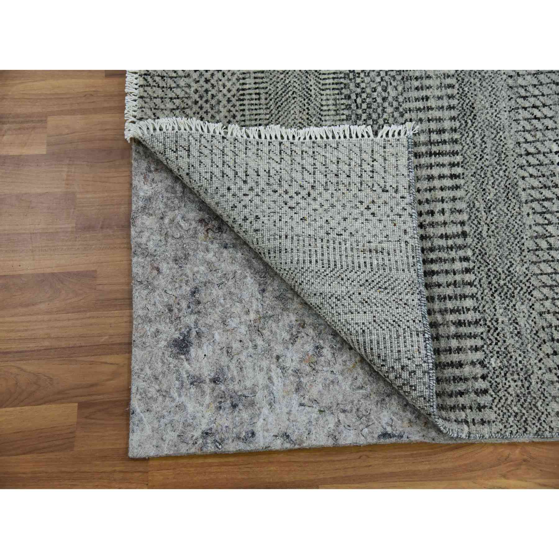 Modern-and-Contemporary-Hand-Knotted-Rug-398510