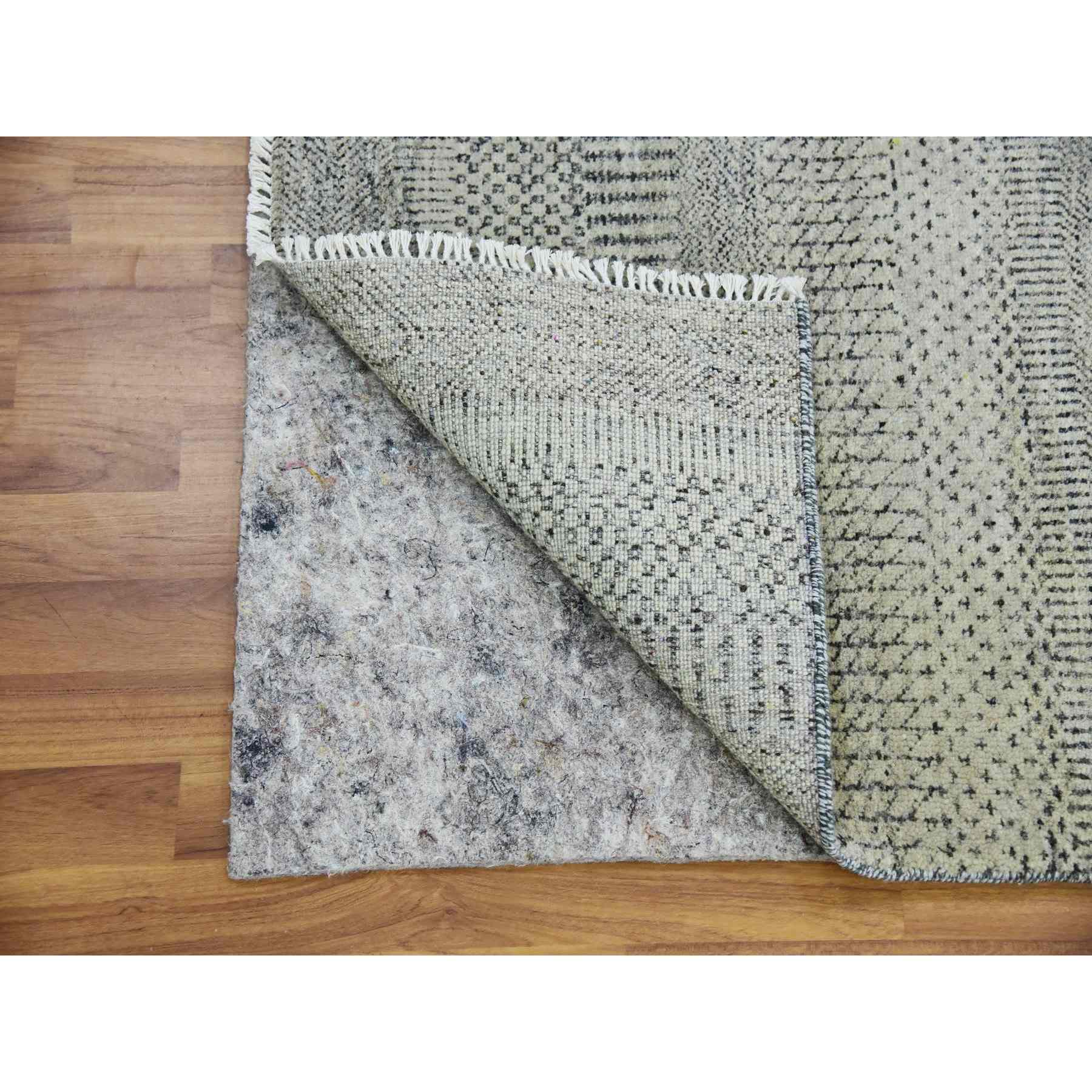 Modern-and-Contemporary-Hand-Knotted-Rug-398520