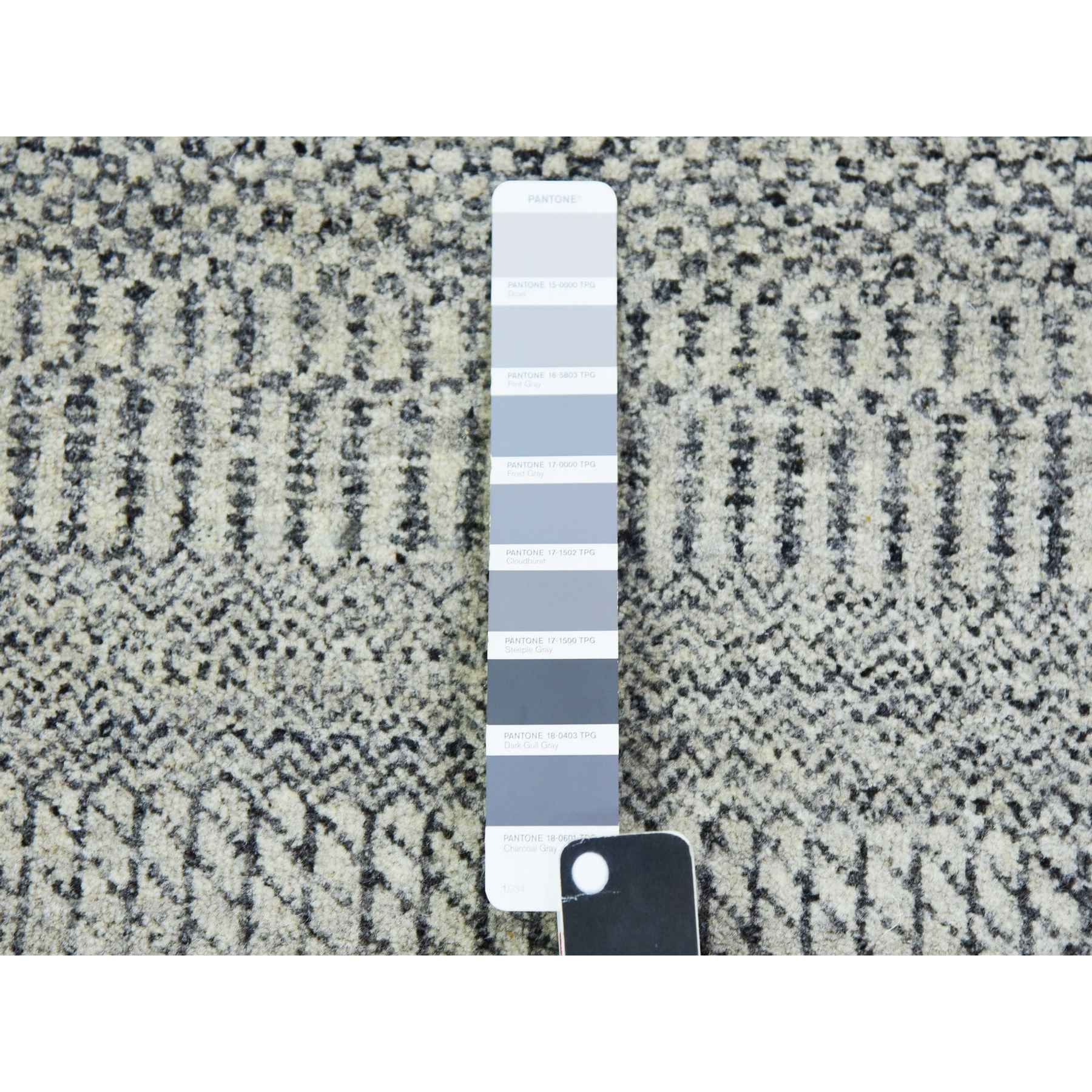 Modern-and-Contemporary-Hand-Knotted-Rug-398520