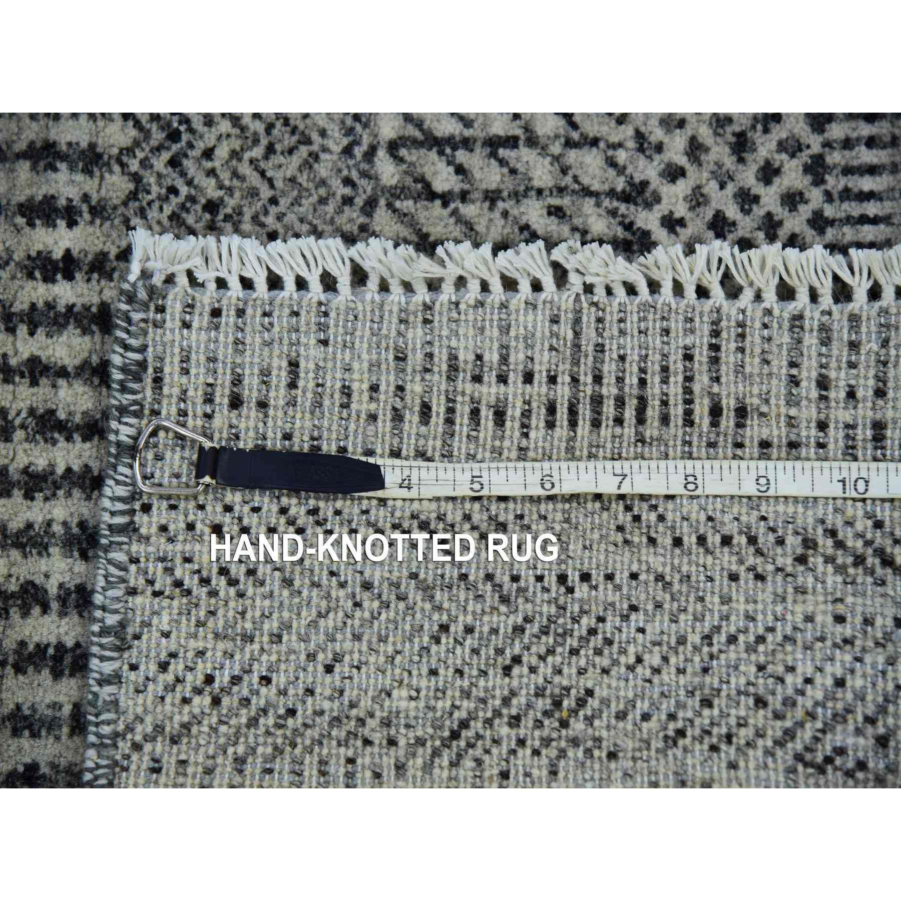 Modern-and-Contemporary-Hand-Knotted-Rug-398540