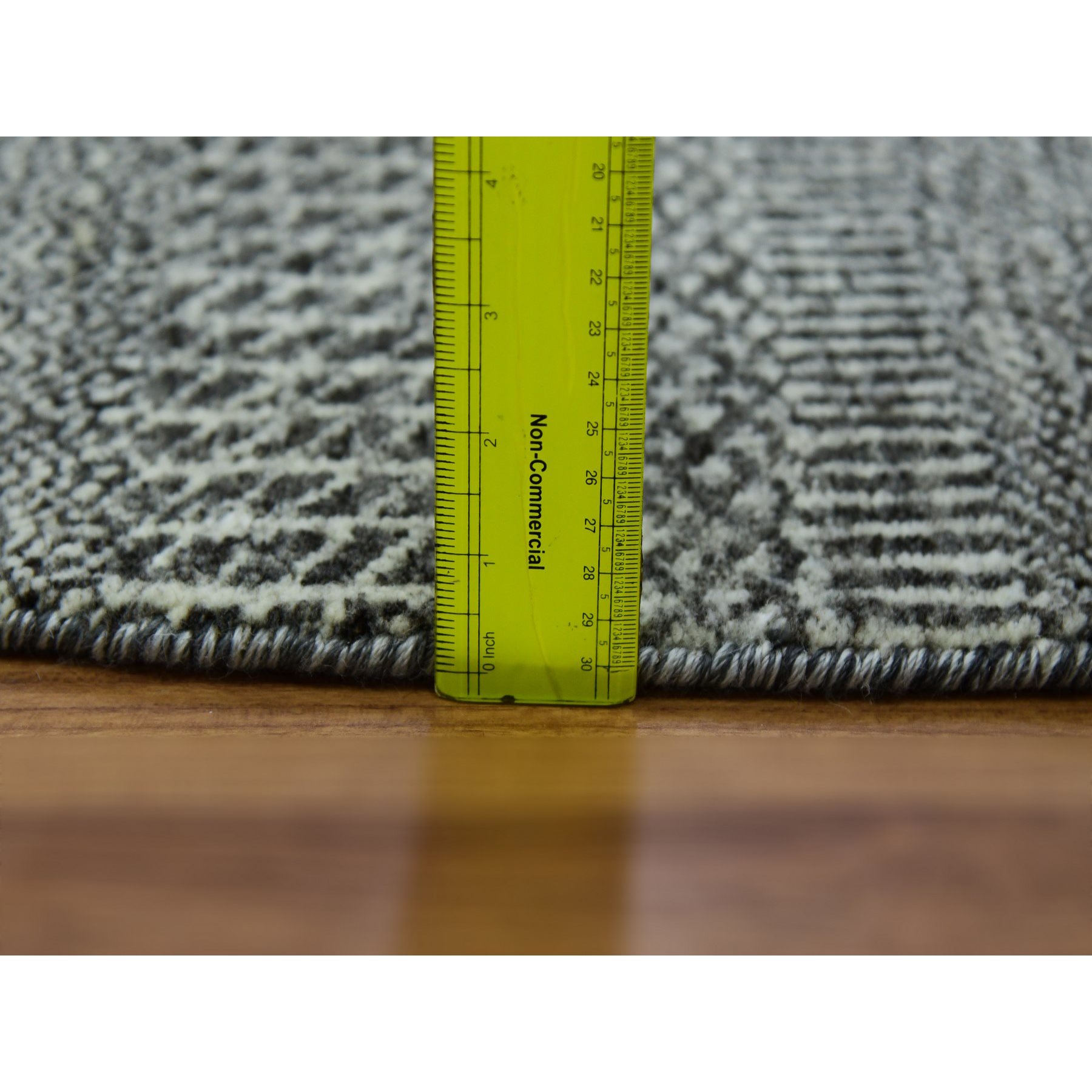 Modern-and-Contemporary-Hand-Knotted-Rug-398640
