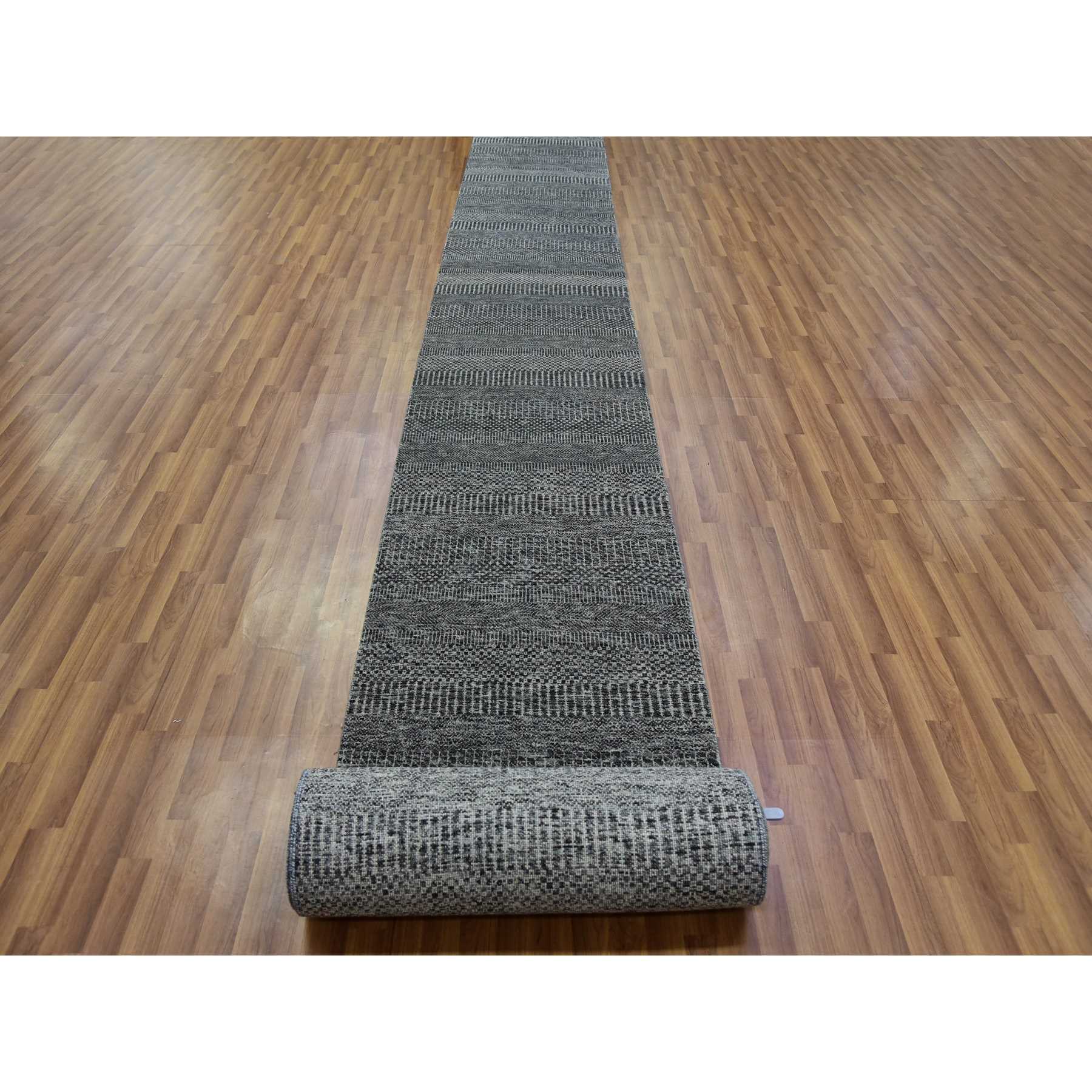 Modern-and-Contemporary-Hand-Knotted-Rug-398655