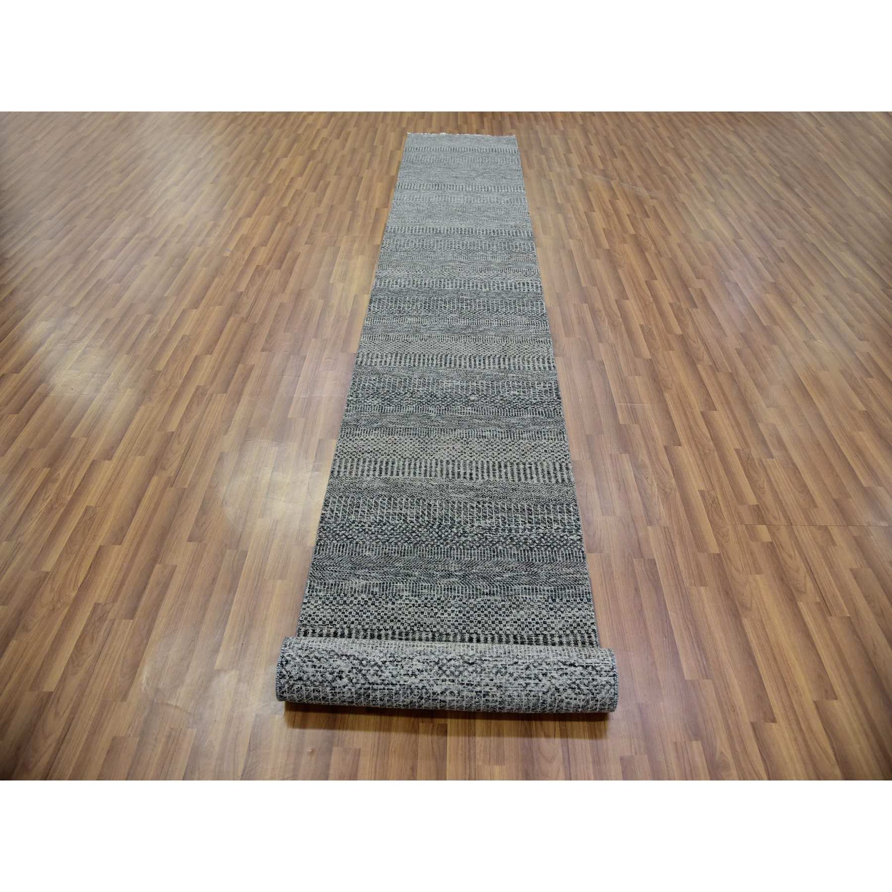 Modern-and-Contemporary-Hand-Knotted-Rug-398665